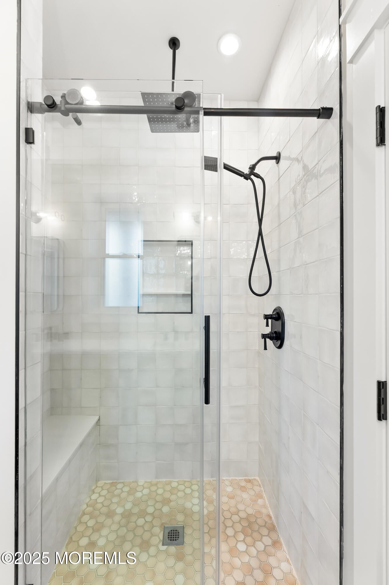 Beach Haven, New Jersey, 08008, United States, 6 Bedrooms Bedrooms, ,6 BathroomsBathrooms,Residential,Active,1969766