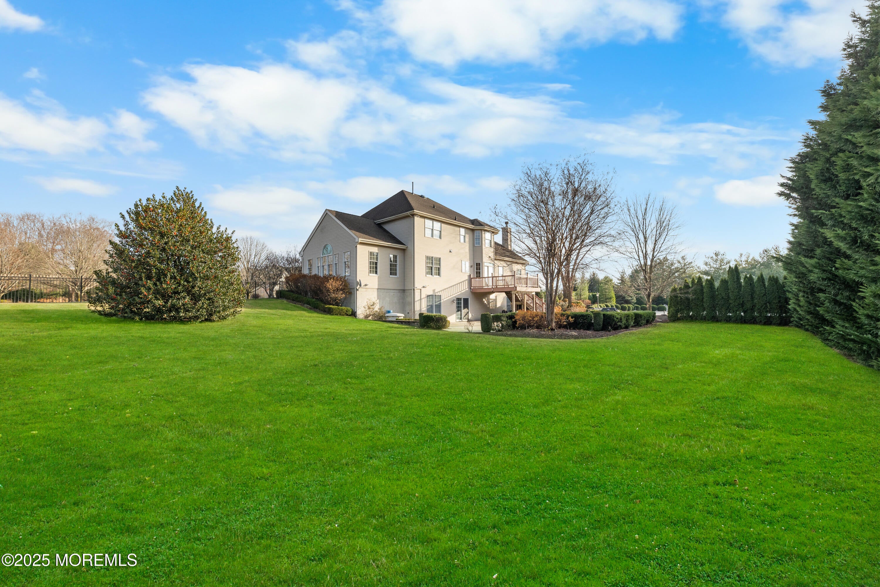 Millstone, New Jersey, 08510, United States, 4 Bedrooms Bedrooms, ,3 BathroomsBathrooms,Residential,Pending,2007227