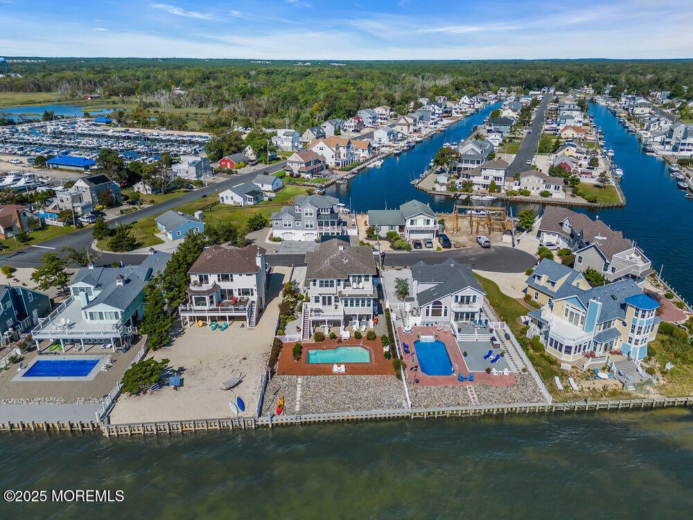 Waretown, New Jersey, 08758, United States, 4 Bedrooms Bedrooms, ,5 BathroomsBathrooms,Residential,Active,1926919