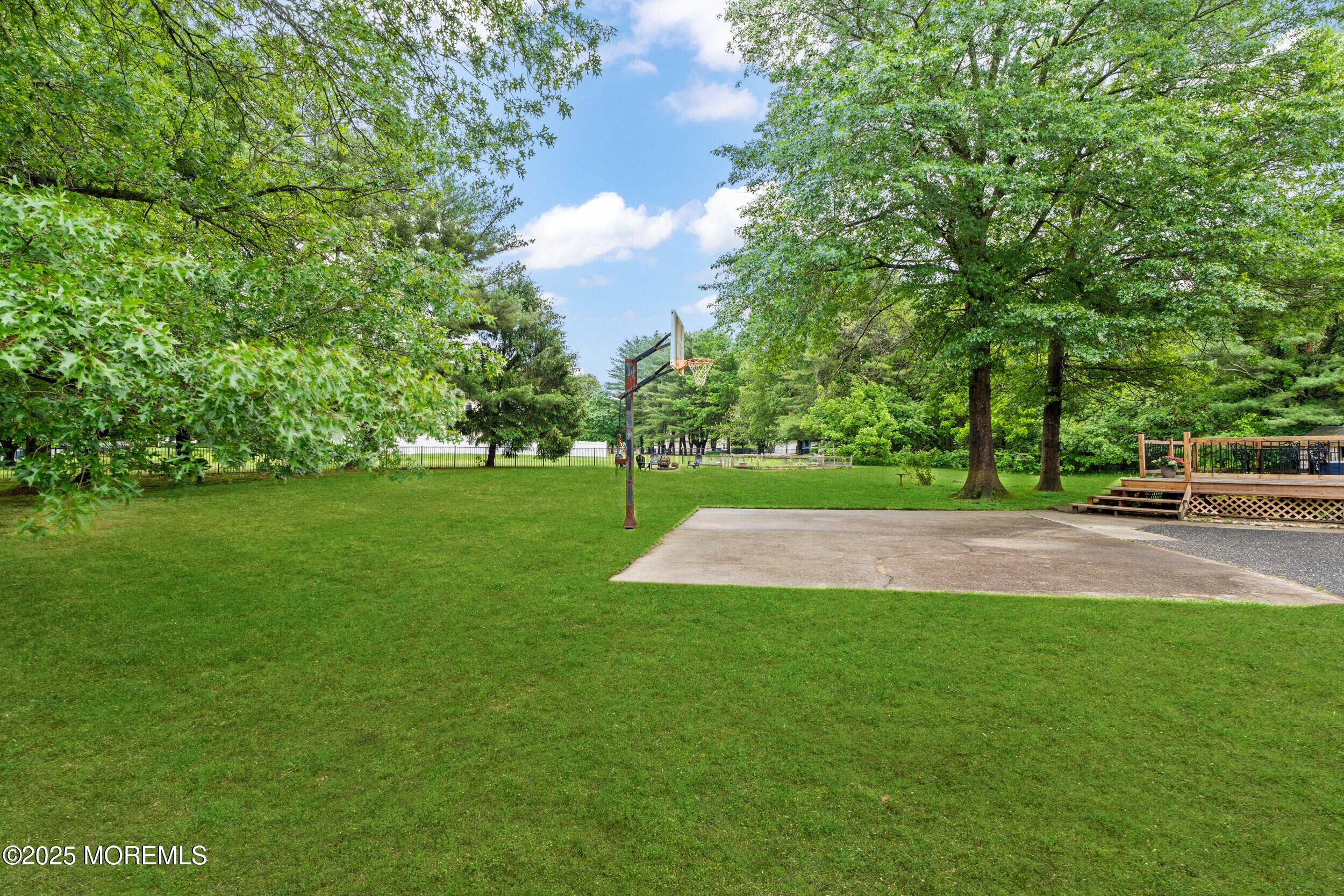 Allenwood, New Jersey, 08720, United States, 5 Bedrooms Bedrooms, ,3 BathroomsBathrooms,Residential,Active,1849537