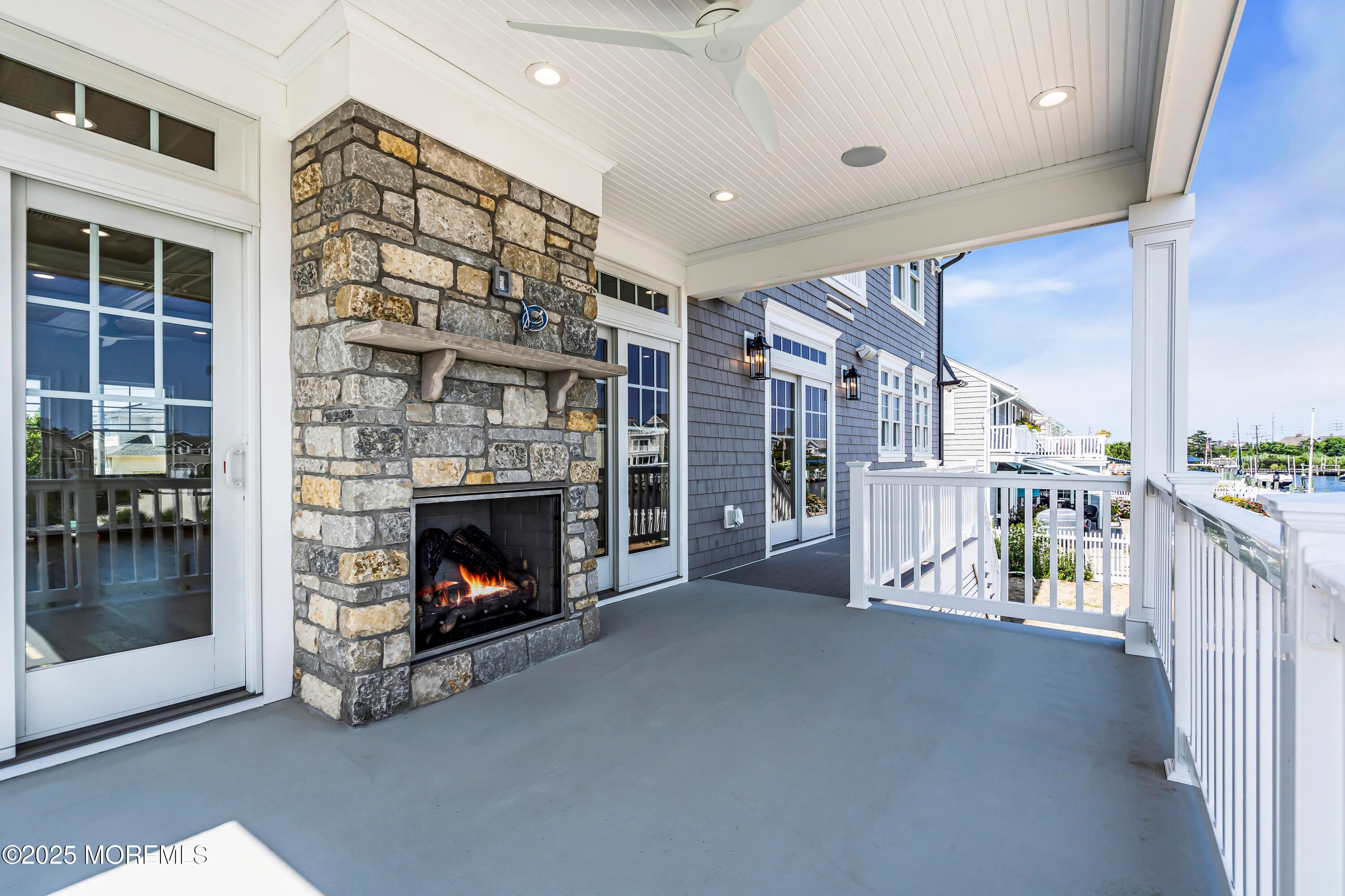 Mantoloking, New Jersey, 08738, United States, 6 Bedrooms Bedrooms, ,6 BathroomsBathrooms,Residential,Active,1904143