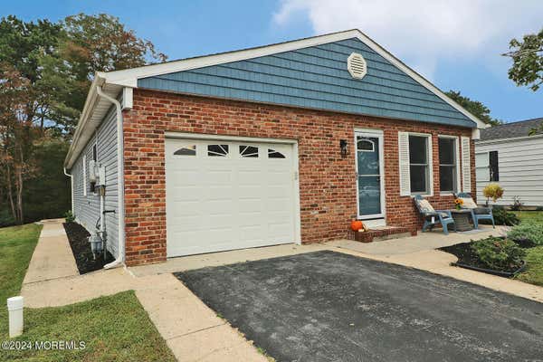 32 SANTIAGO DR W, TOMS RIVER, NJ 08757 - Image 1