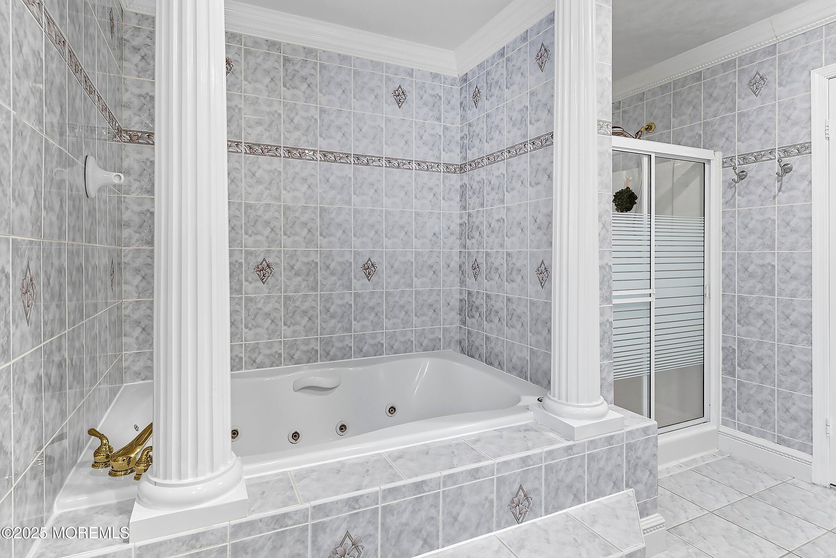 Manalapan, New Jersey, 07726, United States, 5 Bedrooms Bedrooms, ,3 BathroomsBathrooms,Residential,Active,1952450