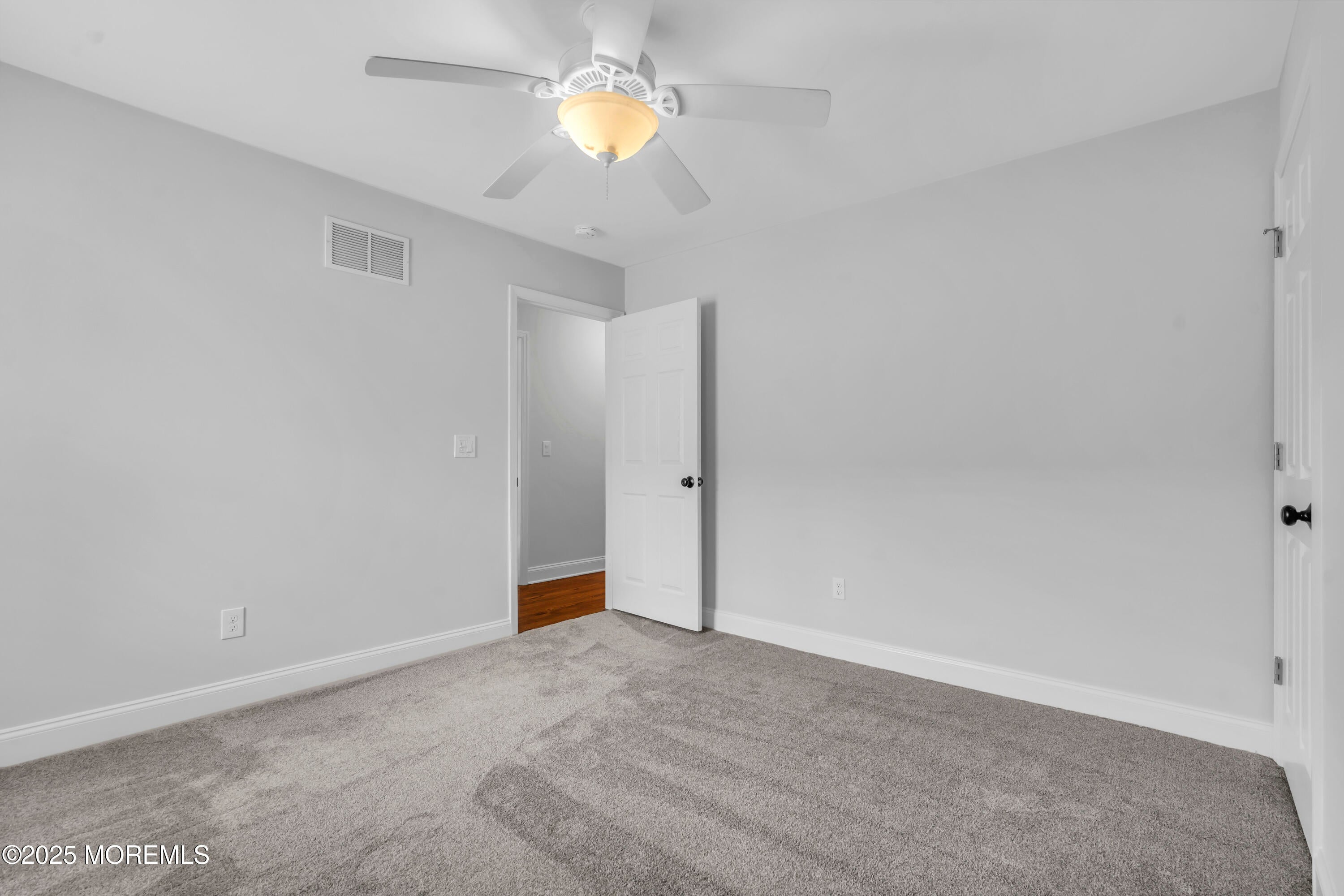 Point Pleasant Beach, New Jersey, 08742, United States, 3 Bedrooms Bedrooms, ,2 BathroomsBathrooms,Residential,Active,1969640