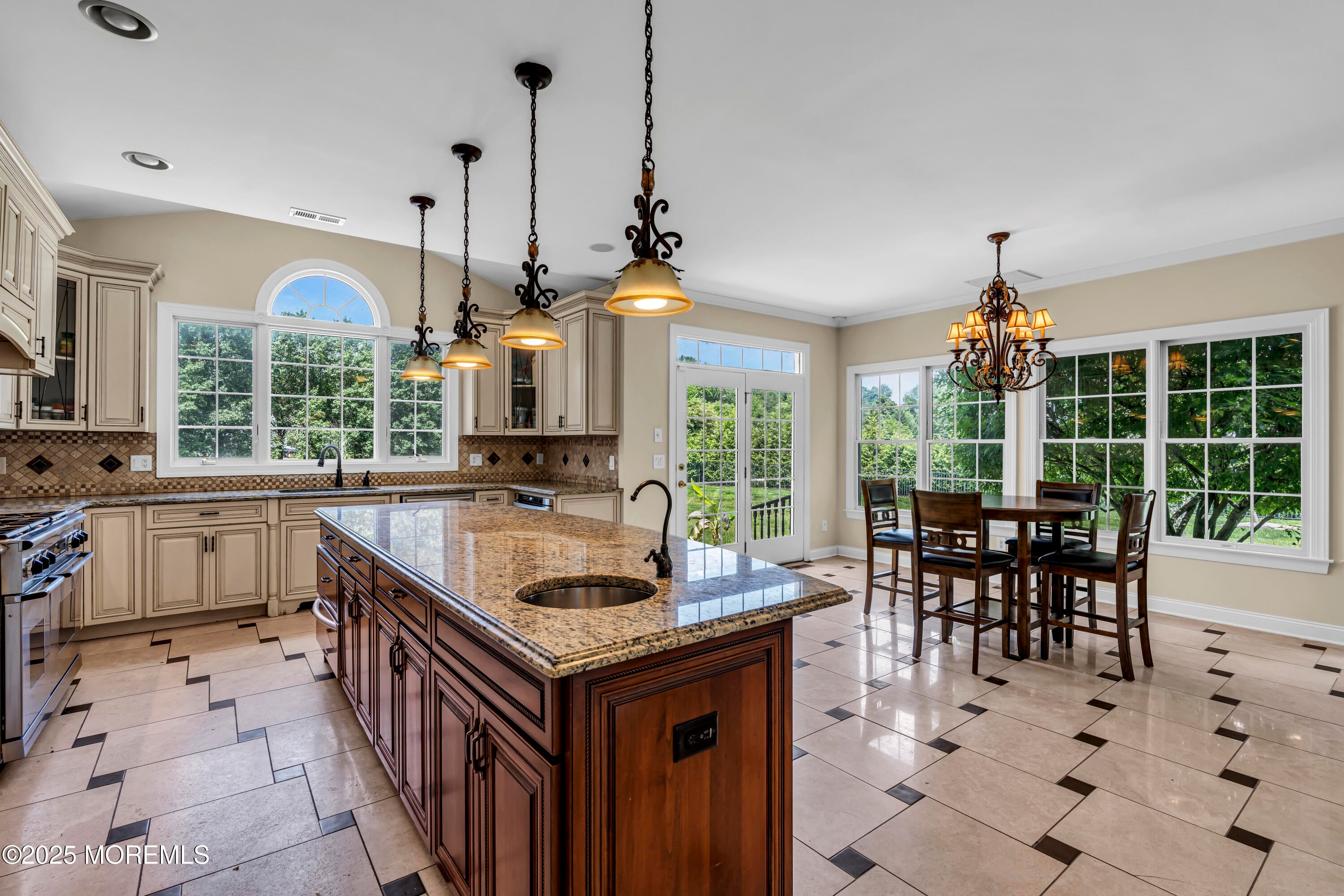 Farmingdale, New Jersey, 07727, United States, 4 Bedrooms Bedrooms, ,5 BathroomsBathrooms,Residential,Active,1868149