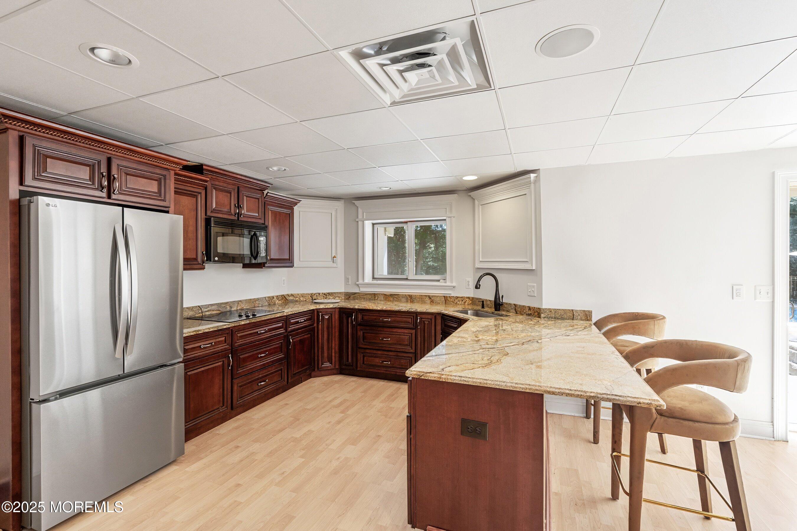 Manasquan, New Jersey, 08736, United States, 6 Bedrooms Bedrooms, ,5 BathroomsBathrooms,Residential,Active,1936615