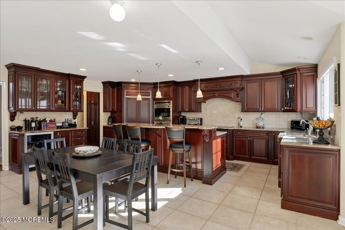 Manalapan, New Jersey, 07726, United States, 4 Bedrooms Bedrooms, ,4 BathroomsBathrooms,Residential,Active,1999930