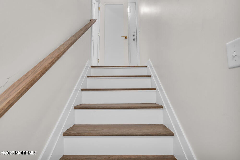 Lakewood, New Jersey, 08701, United States, 5 Bedrooms Bedrooms, ,4 BathroomsBathrooms,Residential,Active,1973269