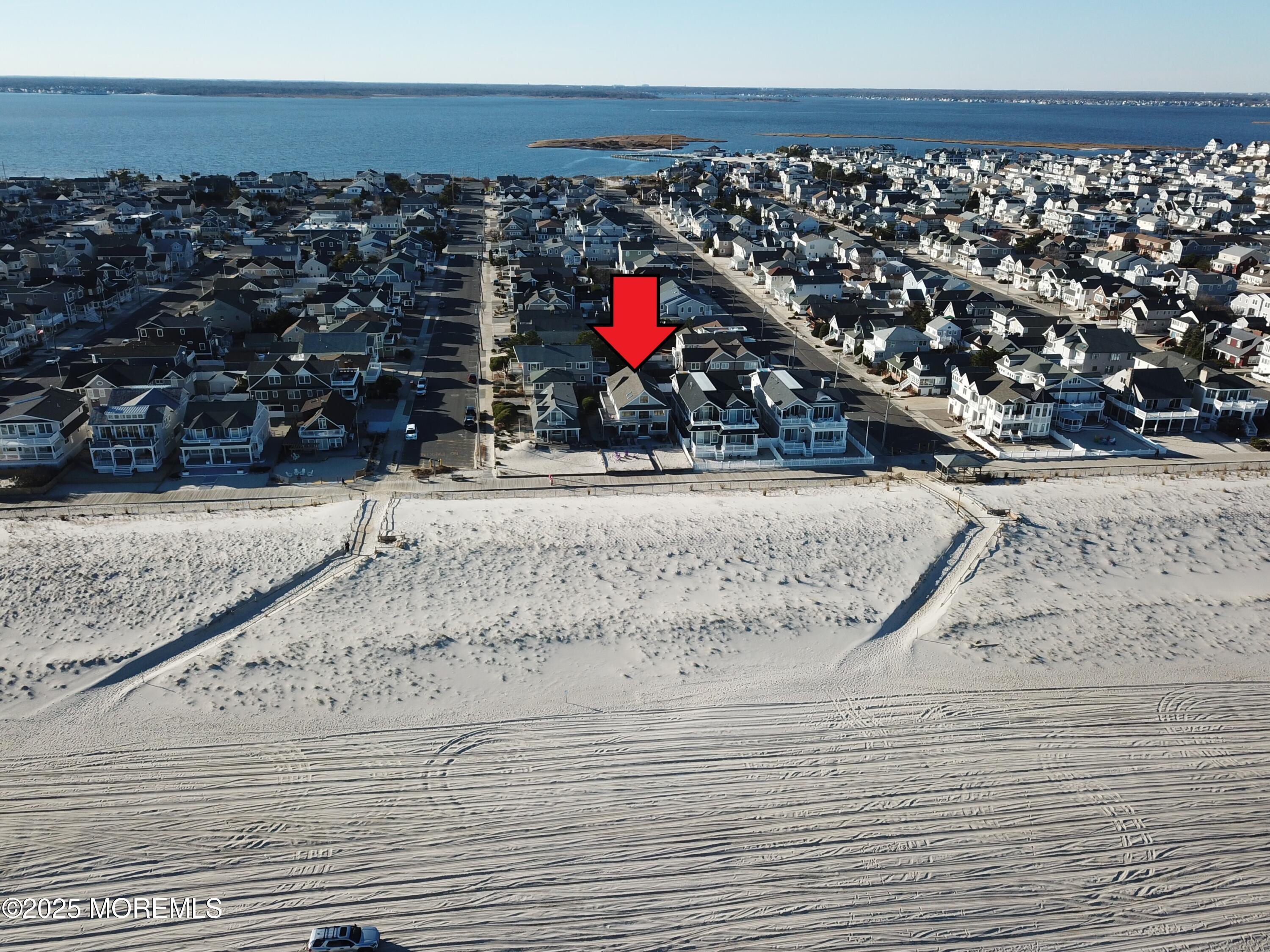 Lavallette, New Jersey, 08735, United States, 6 Bedrooms Bedrooms, ,5 BathroomsBathrooms,Residential,Active,2007233