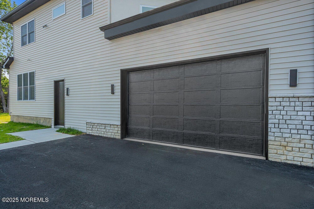 Jackson, New Jersey, 08527, United States, 6 Bedrooms Bedrooms, ,4 BathroomsBathrooms,Residential,Active,1973337