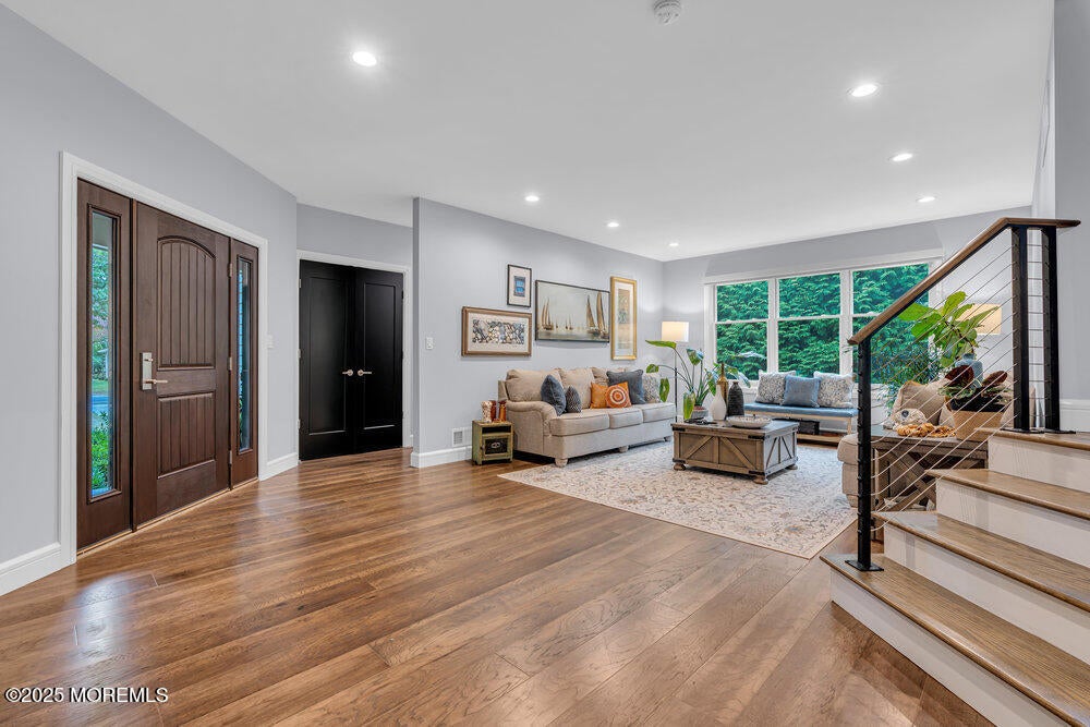 Eatontown, New Jersey, 07724, United States, 5 Bedrooms Bedrooms, ,3 BathroomsBathrooms,Residential,Active,1922289