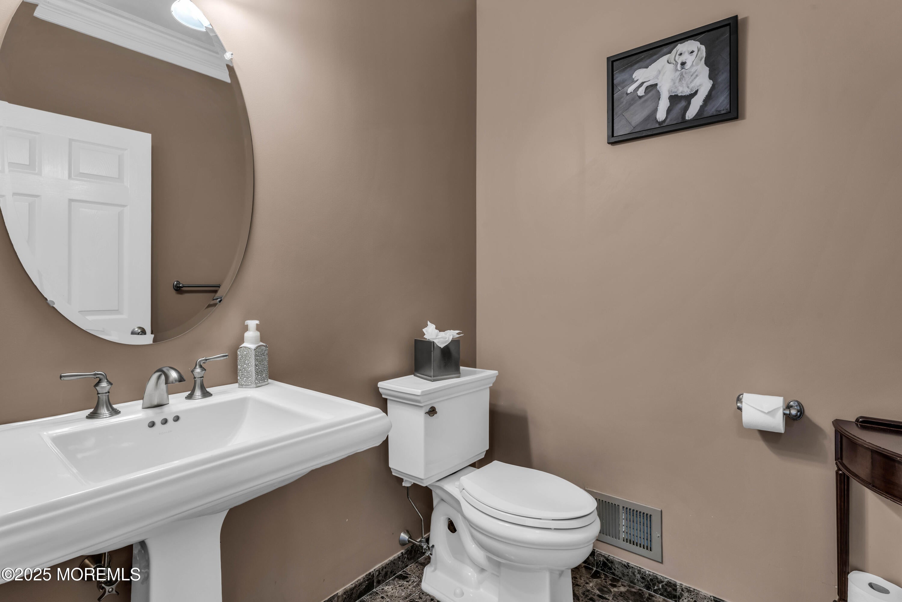 Old Bridge, New Jersey, 08857, United States, 5 Bedrooms Bedrooms, ,4 BathroomsBathrooms,Residential,Pending,1992258