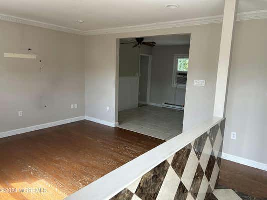 406 SINCLAIR AVE, LANOKA HARBOR, NJ 08734, photo 2 of 9