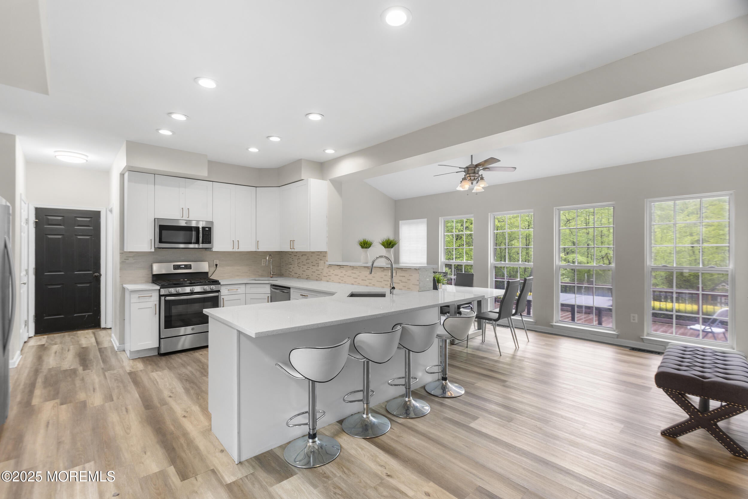 Jackson, New Jersey, 08527, United States, 5 Bedrooms Bedrooms, ,3 BathroomsBathrooms,Residential,Active,1973348