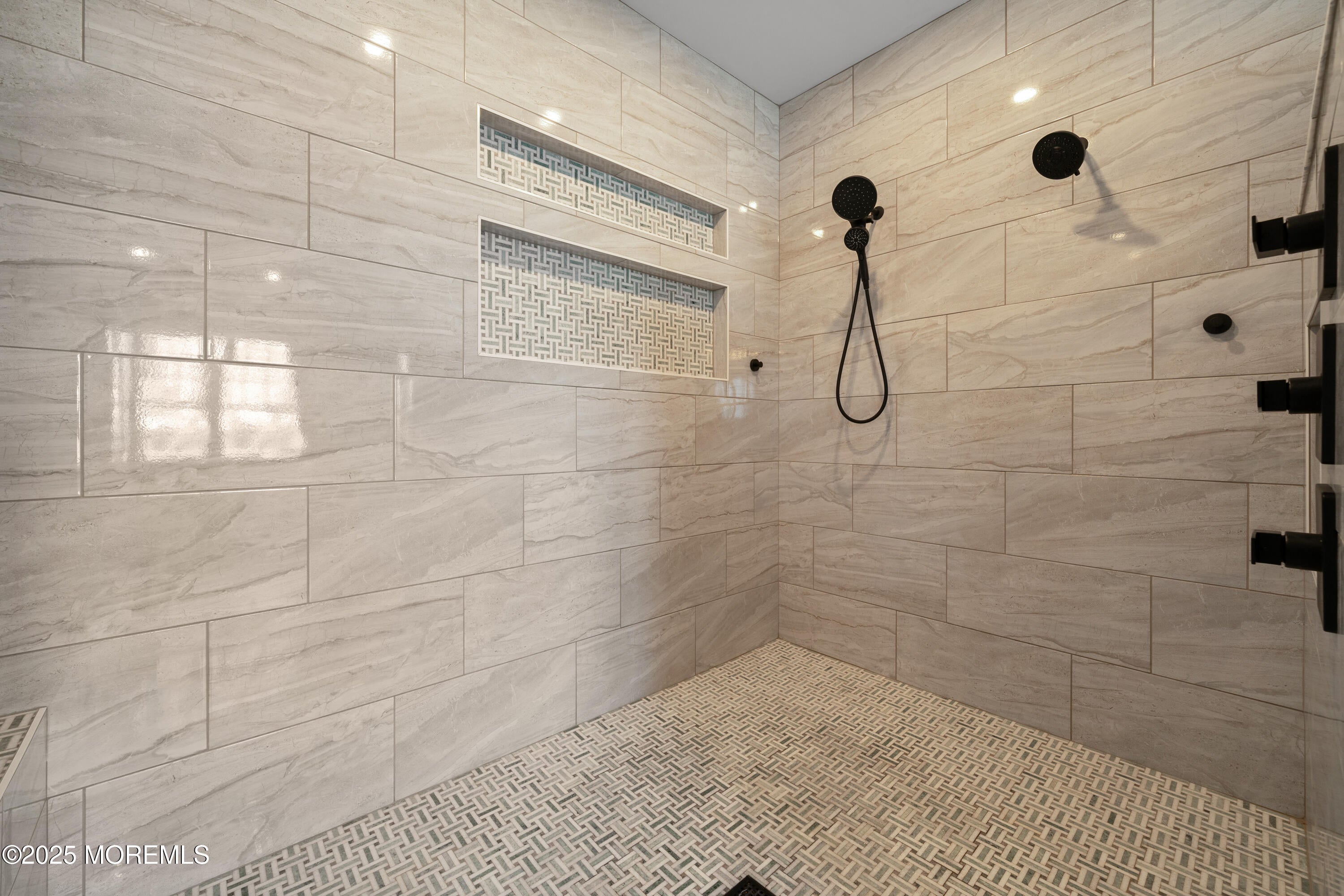 Waretown, New Jersey, 08758, United States, 4 Bedrooms Bedrooms, ,3 BathroomsBathrooms,Residential,Active,1903205