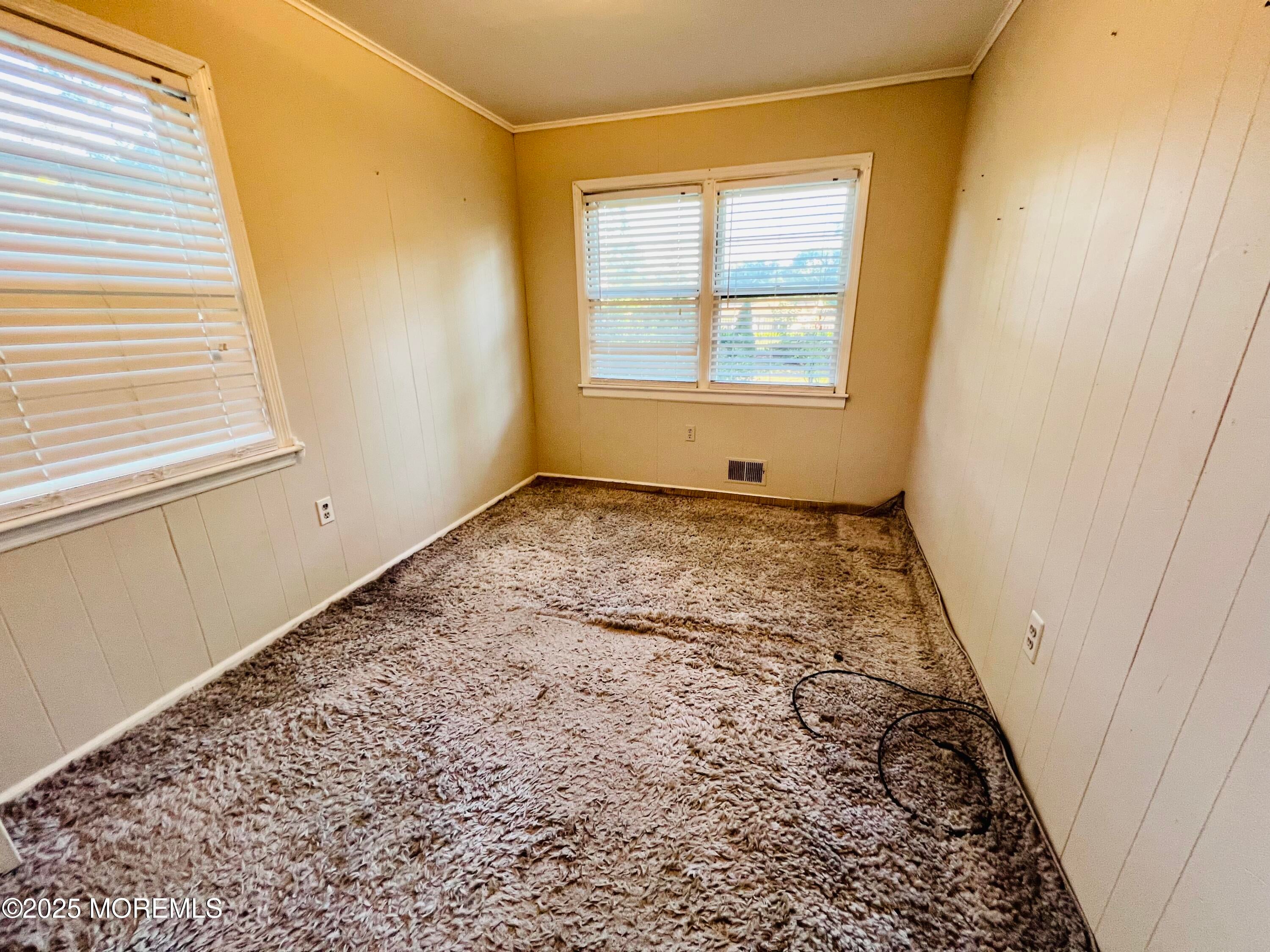 Oakhurst, New Jersey, 07755, United States, 4 Bedrooms Bedrooms, ,2 BathroomsBathrooms,Residential,Active,1905065