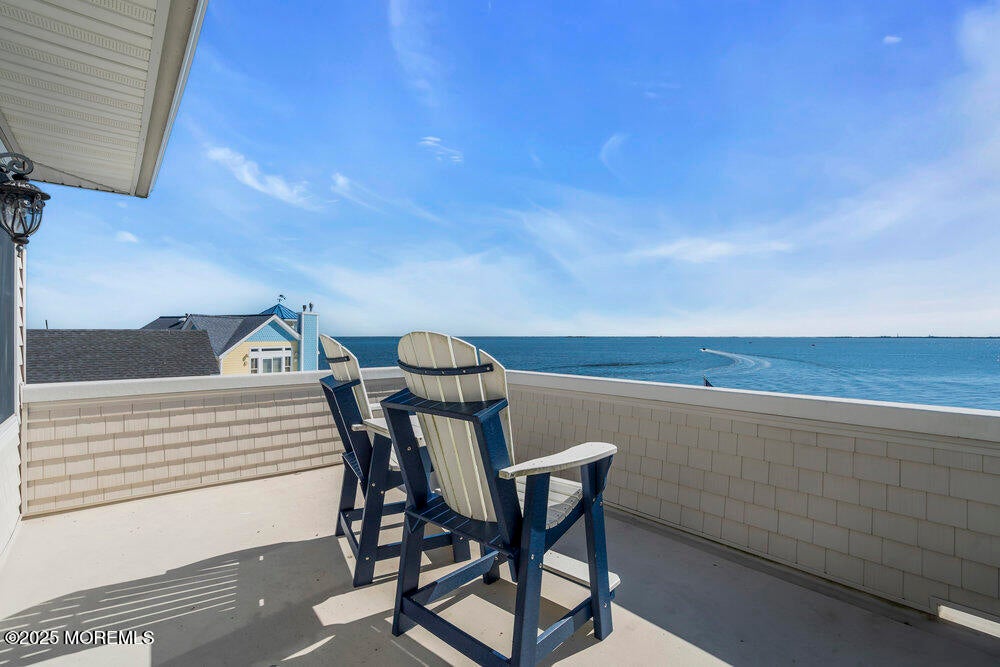 Waretown, New Jersey, 08758, United States, 4 Bedrooms Bedrooms, ,5 BathroomsBathrooms,Residential,Active,1926919