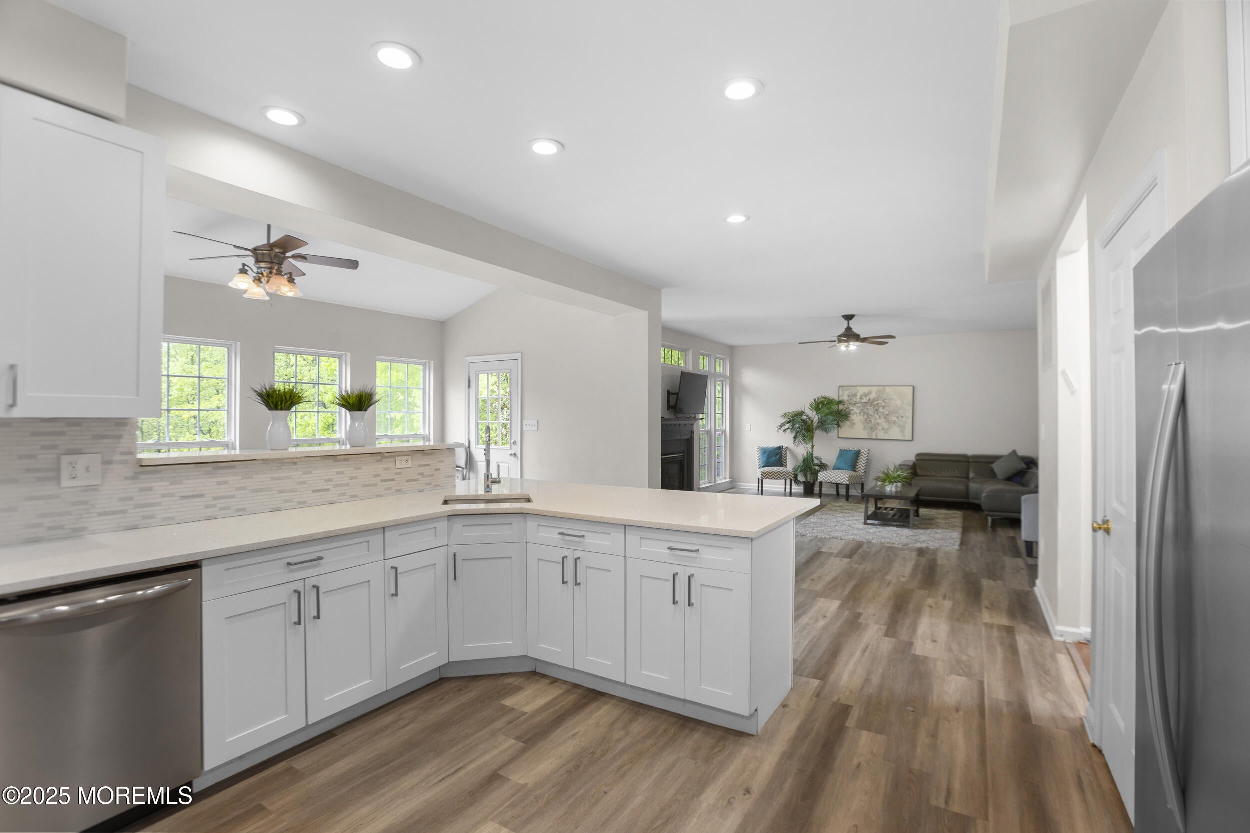 Jackson, New Jersey, 08527, United States, 5 Bedrooms Bedrooms, ,3 BathroomsBathrooms,Residential,Active,1973348