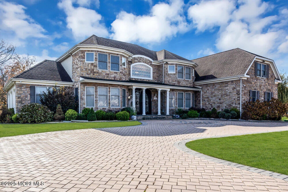 Toms River, New Jersey, 08753, United States, 5 Bedrooms Bedrooms, ,4 BathroomsBathrooms,Residential,Active,1989768