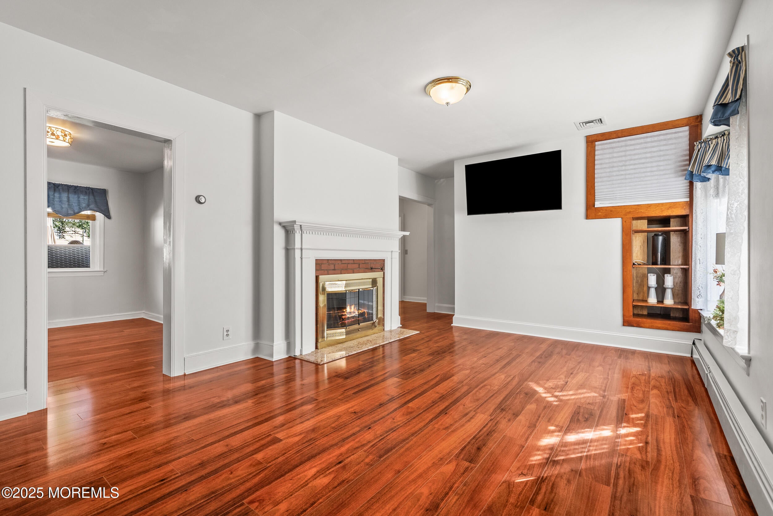 Oakhurst, New Jersey, 07755, United States, 2 Bedrooms Bedrooms, ,1 BathroomBathrooms,Residential,Active,1953714