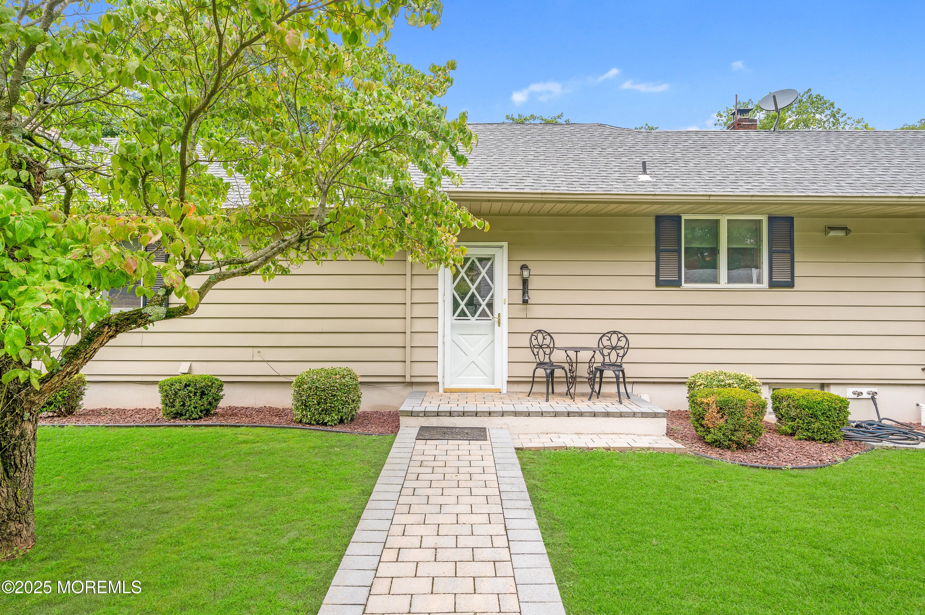 Freehold, New Jersey, 07728, United States, 3 Bedrooms Bedrooms, ,3 BathroomsBathrooms,Residential,Active,1922276
