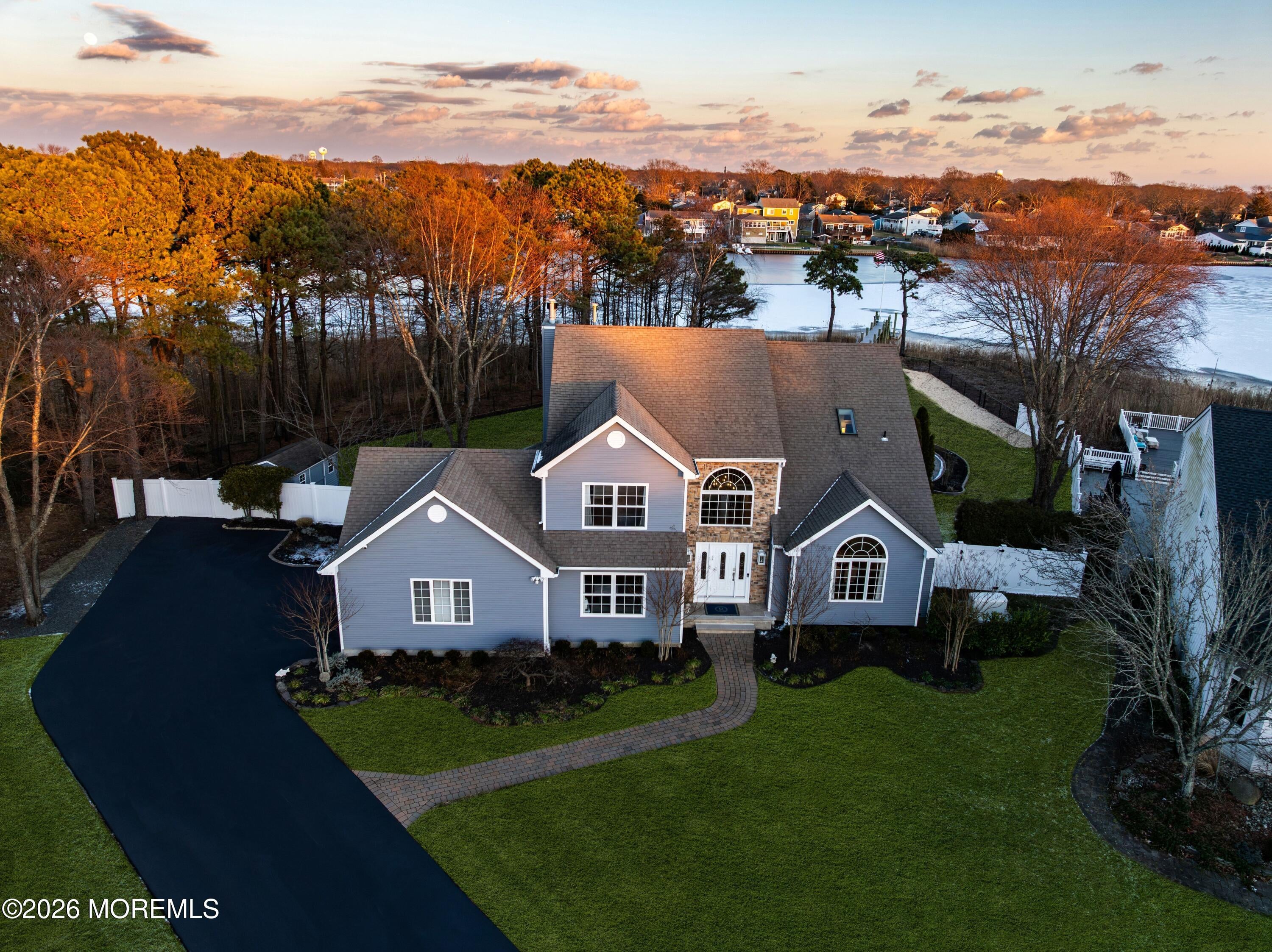 Brick, New Jersey, 08724, United States, 5 Bedrooms Bedrooms, ,3 BathroomsBathrooms,Residential,Active,2007172