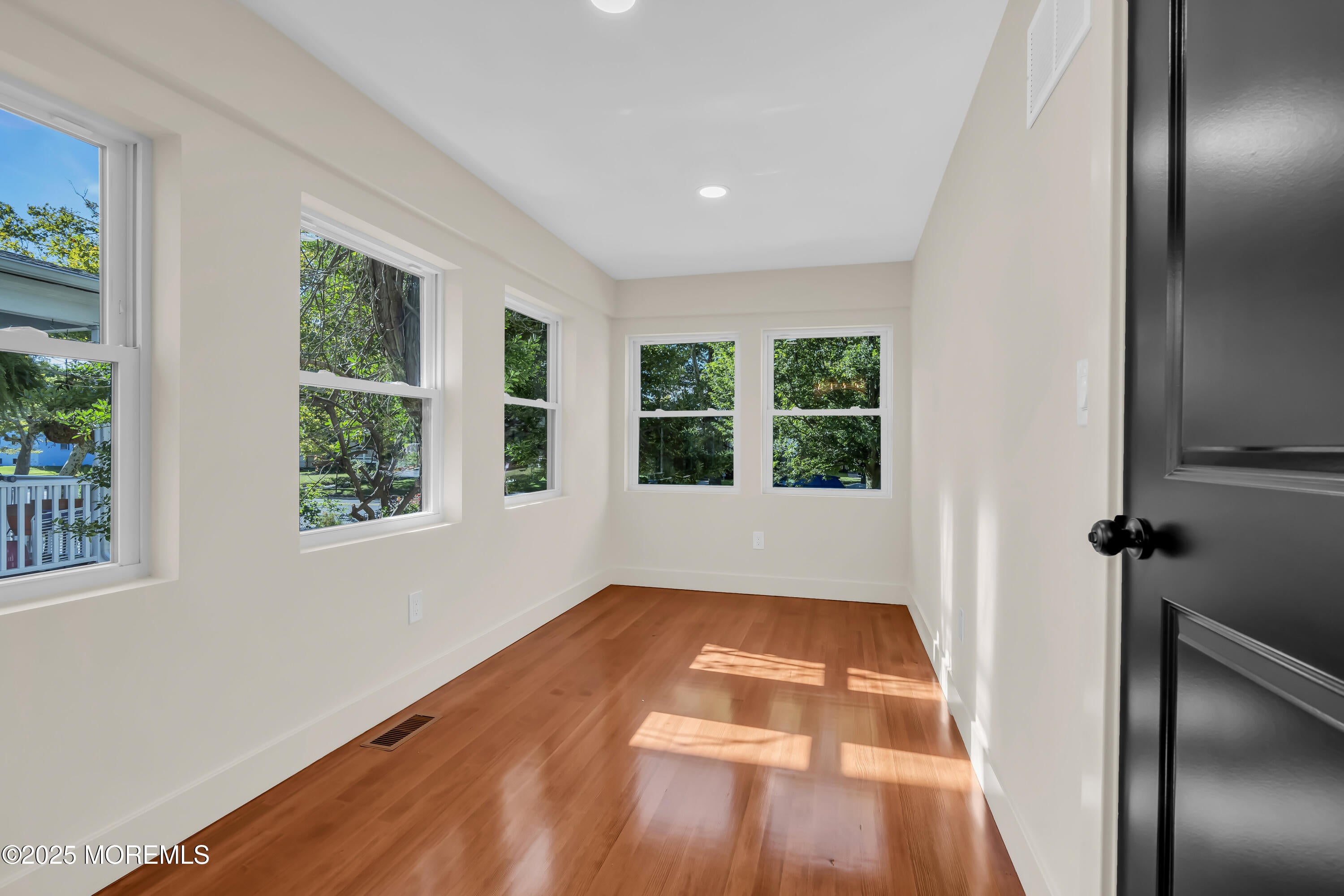 Asbury Park, New Jersey, 07712, United States, 6 Bedrooms Bedrooms, ,4 BathroomsBathrooms,Residential,Active,1929708