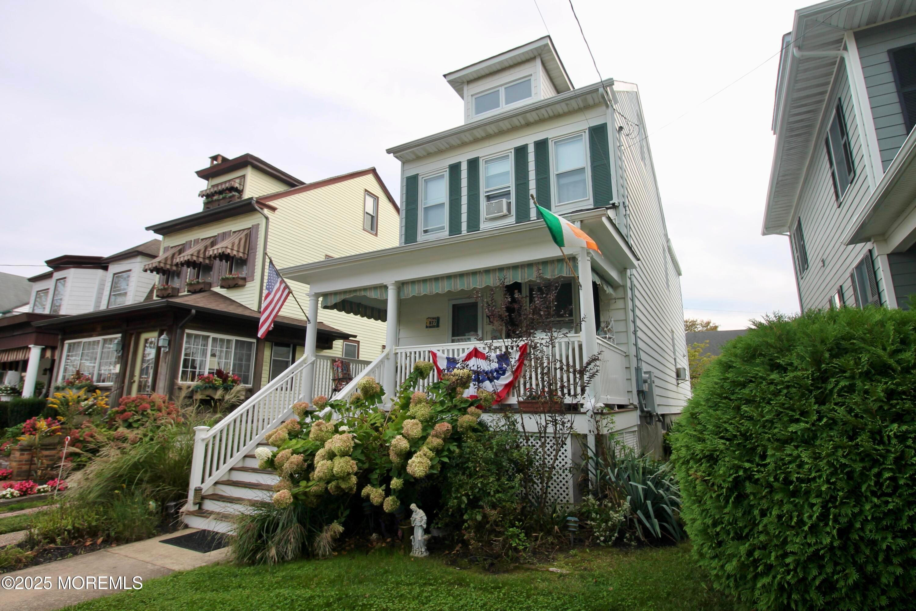 Belmar, New Jersey, 07719, United States, 3 Bedrooms Bedrooms, ,2 BathroomsBathrooms,Residential,Active,1953027