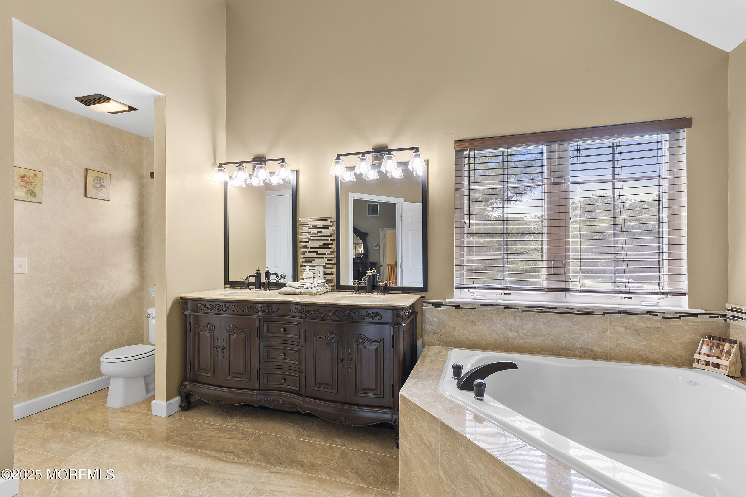 Jackson, New Jersey, 08527, United States, 4 Bedrooms Bedrooms, ,4 BathroomsBathrooms,Residential,Active,1973339