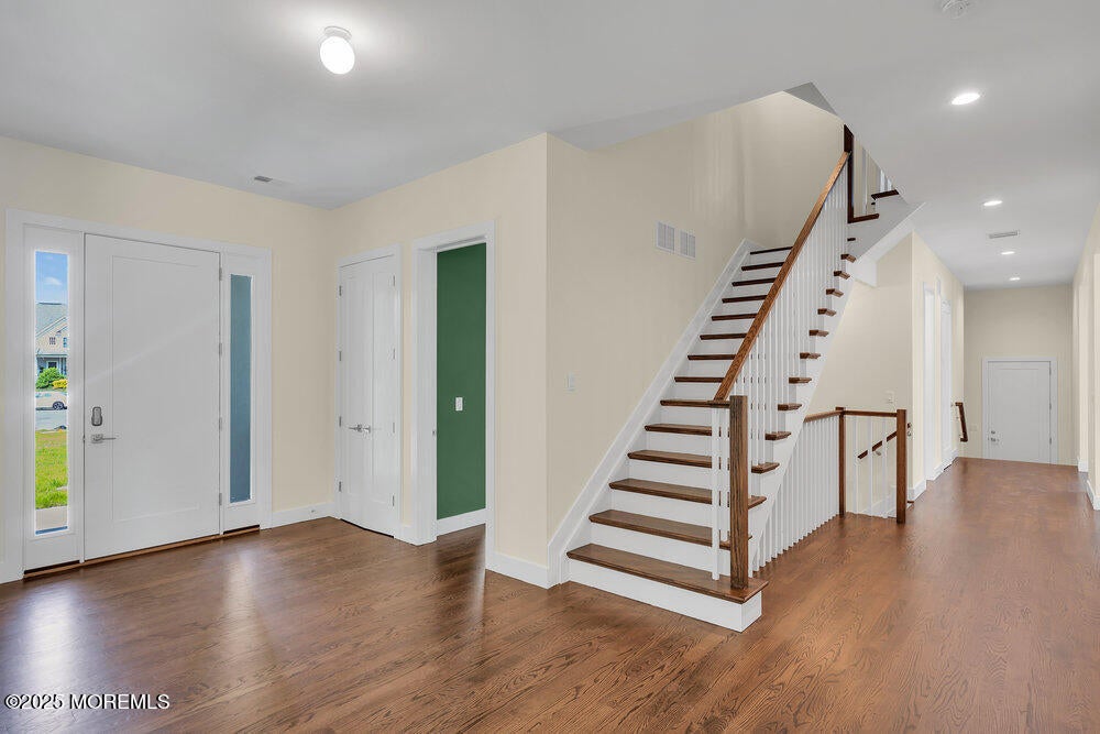 Jackson, New Jersey, 08527, United States, 6 Bedrooms Bedrooms, ,4 BathroomsBathrooms,Residential,Active,1973337