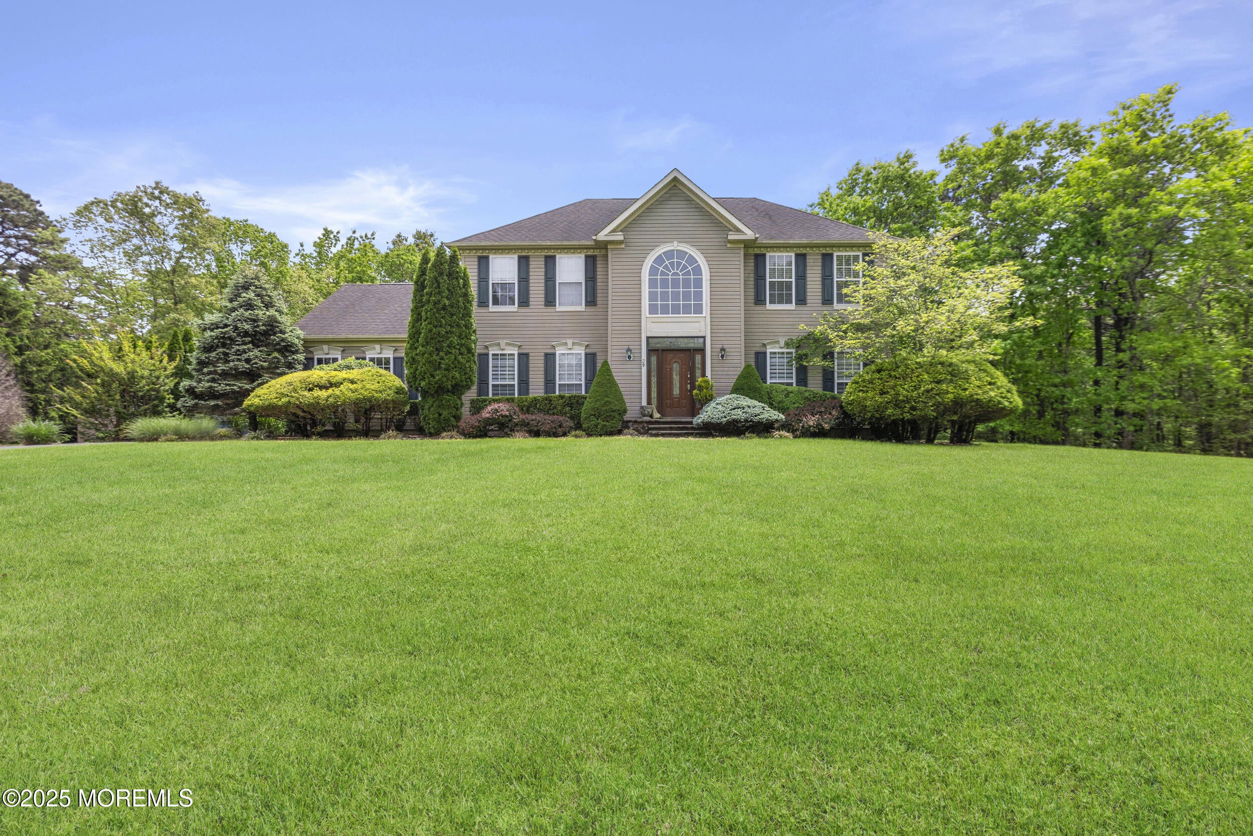 Jackson, New Jersey, 08527, United States, 5 Bedrooms Bedrooms, ,3 BathroomsBathrooms,Residential,Active,1973348