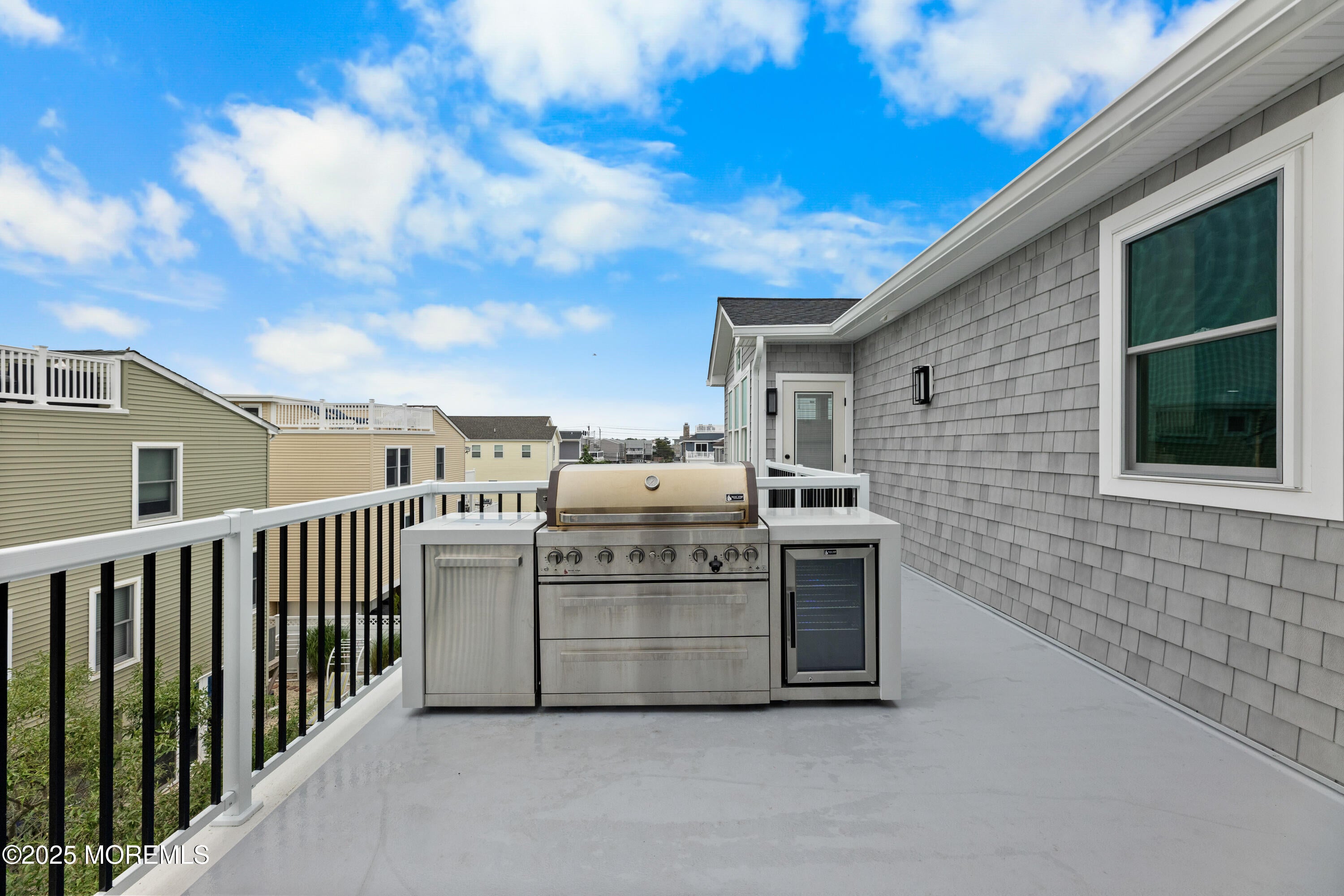 Beach Haven, New Jersey, 08008, United States, 6 Bedrooms Bedrooms, ,6 BathroomsBathrooms,Residential,Active,1969766