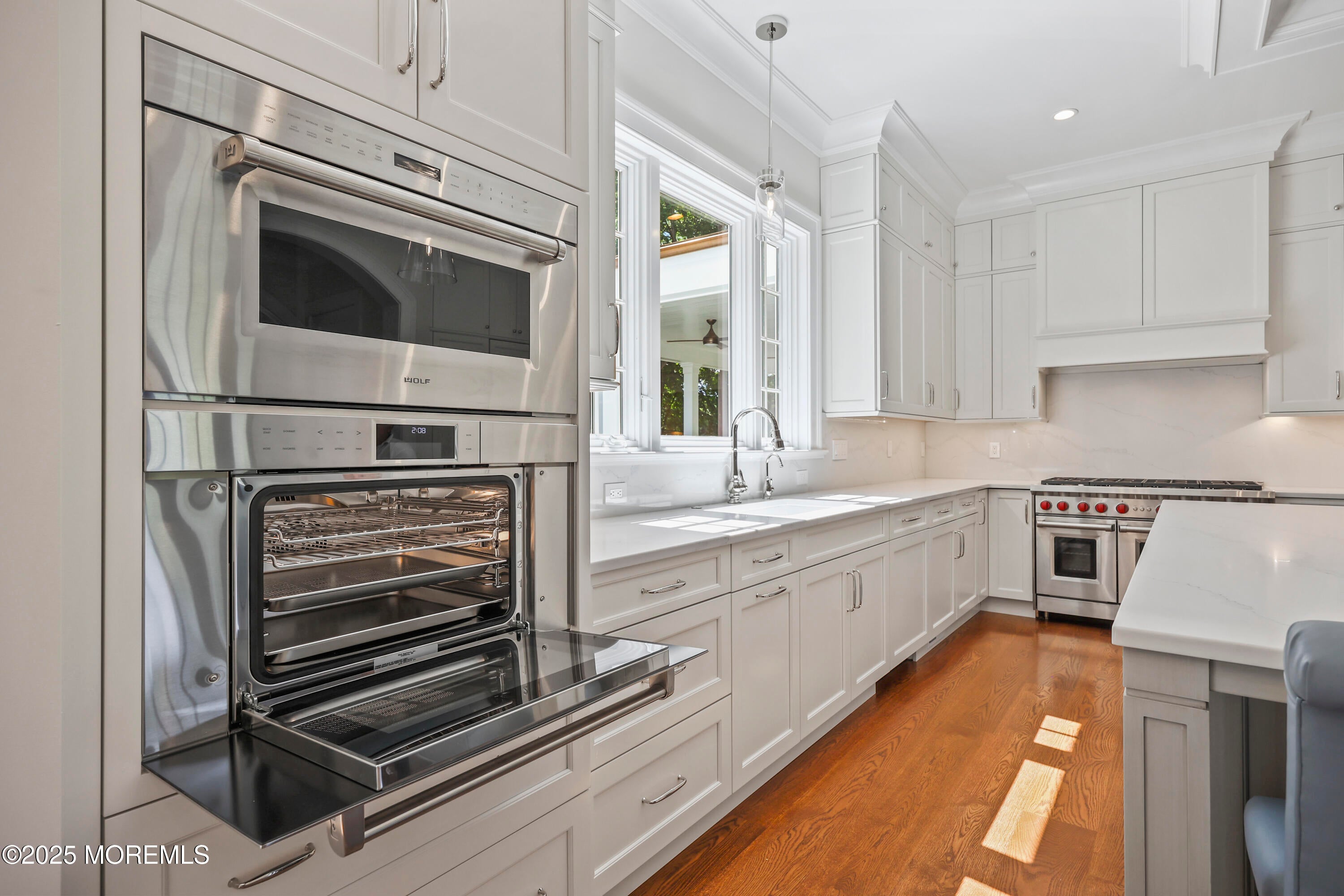 Rumson, New Jersey, 07760, United States, 6 Bedrooms Bedrooms, ,7 BathroomsBathrooms,Residential,Active,1904739