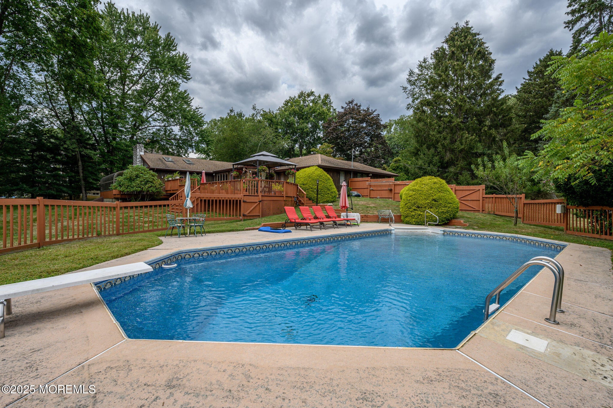 Holmdel, New Jersey, 07733, United States, 4 Bedrooms Bedrooms, ,3 BathroomsBathrooms,Residential,Active,1962185