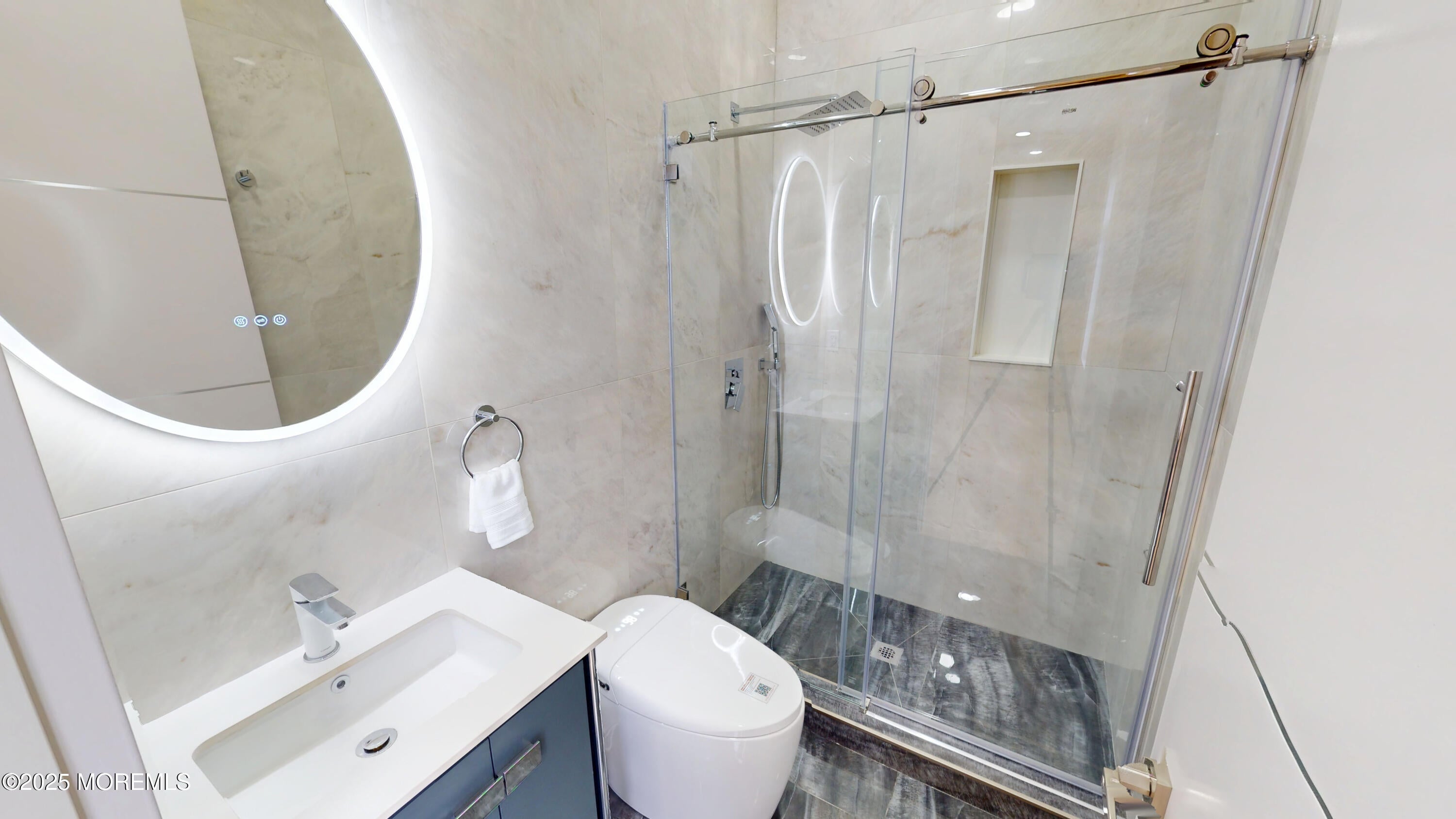 Marlboro, New Jersey, 07746, United States, 5 Bedrooms Bedrooms, ,5 BathroomsBathrooms,Residential,Active,1929654