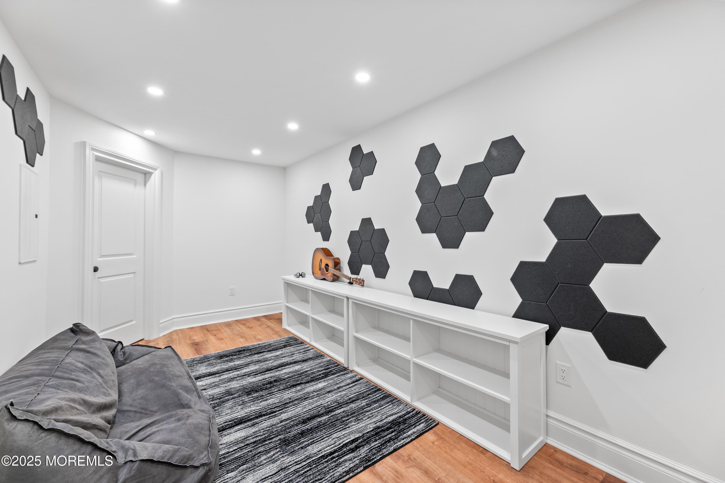 Millstone, New Jersey, 08535, United States, 5 Bedrooms Bedrooms, ,5 BathroomsBathrooms,Residential,Active,1900405