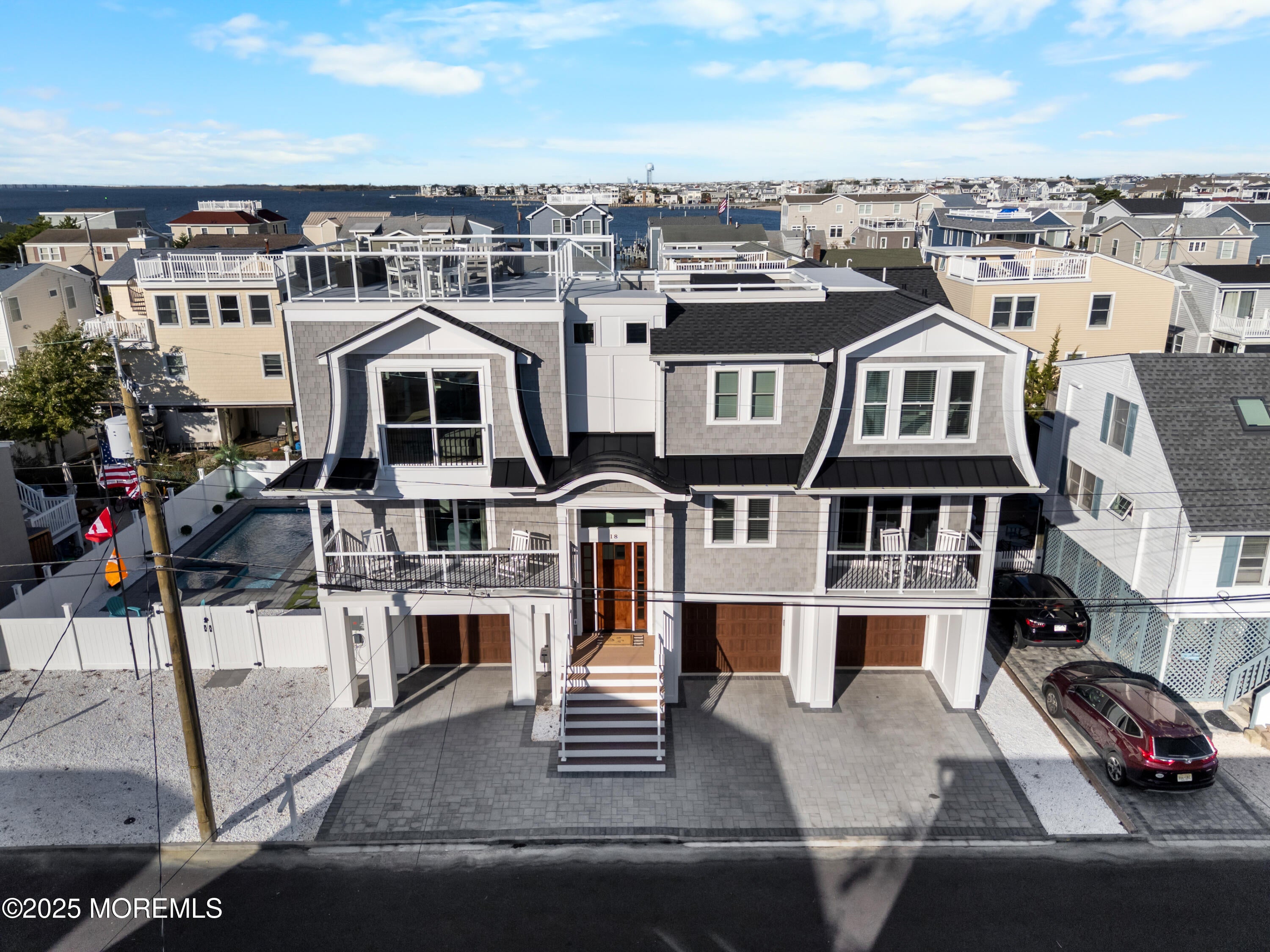 Beach Haven, New Jersey, 08008, United States, 6 Bedrooms Bedrooms, ,6 BathroomsBathrooms,Residential,Active,1969766