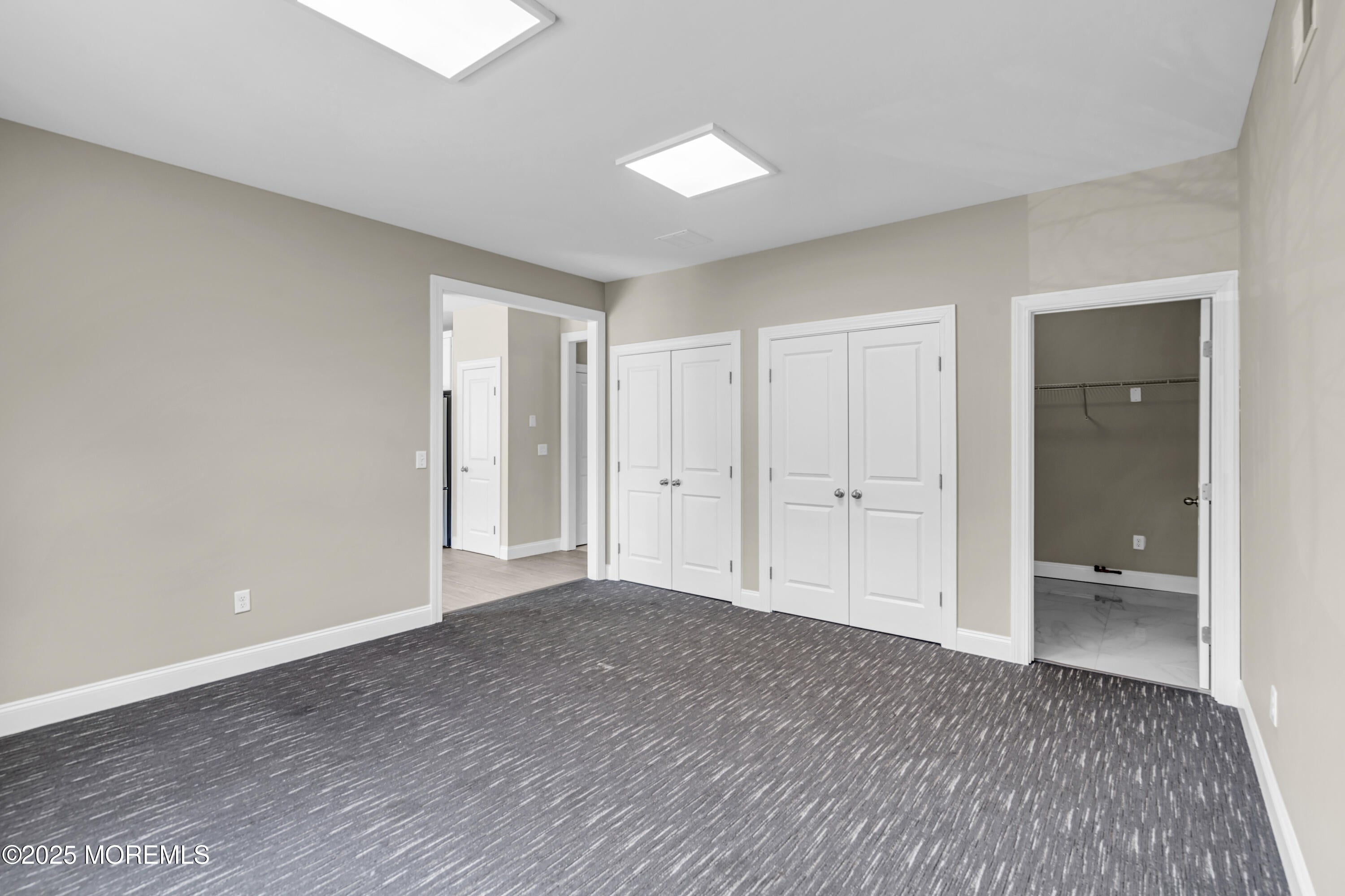 Lakewood, New Jersey, 08701, United States, 5 Bedrooms Bedrooms, ,4 BathroomsBathrooms,Residential,Active,1941365