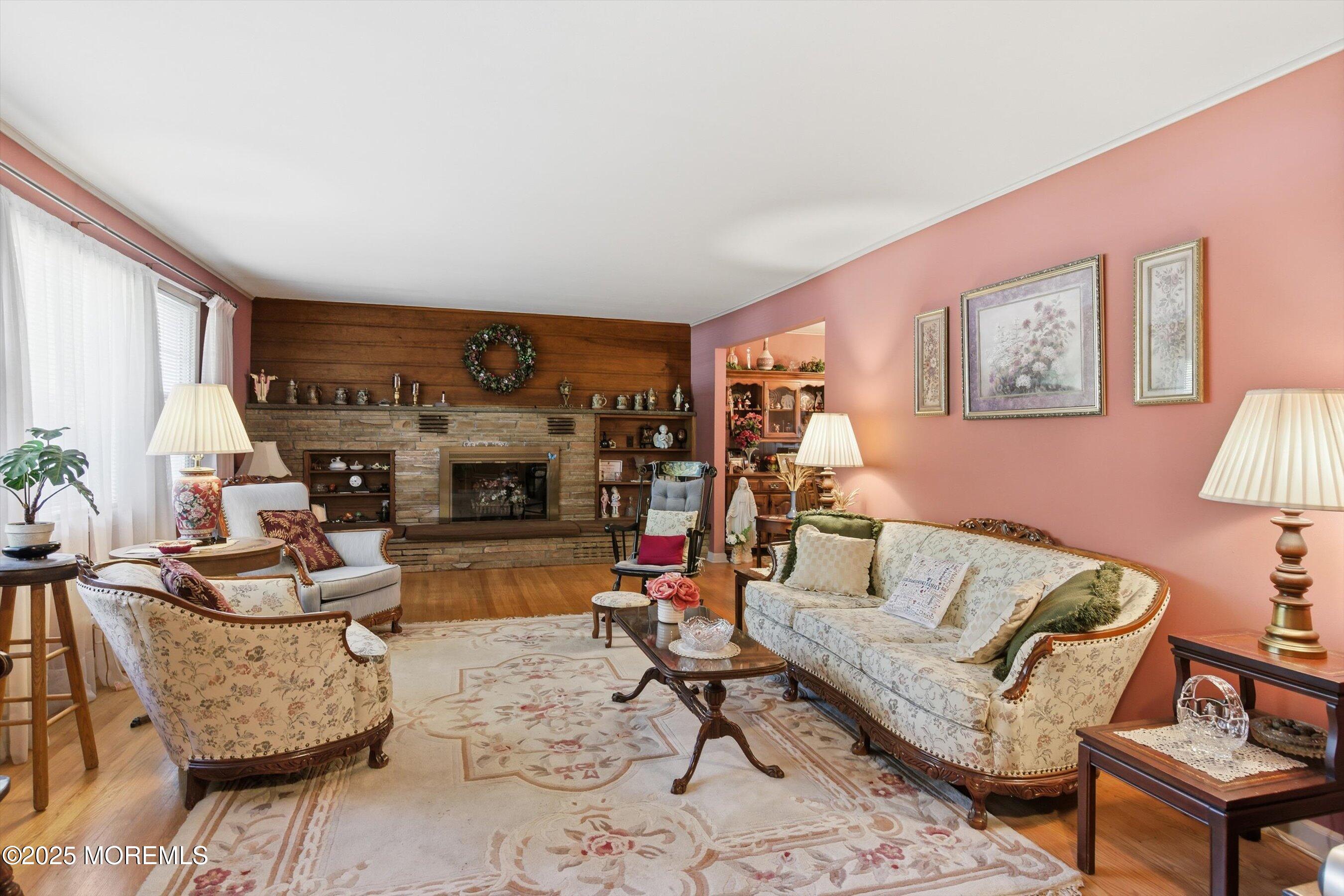 Fair Haven, New Jersey, 07704, United States, 5 Bedrooms Bedrooms, ,2 BathroomsBathrooms,Residential,Active,1987259