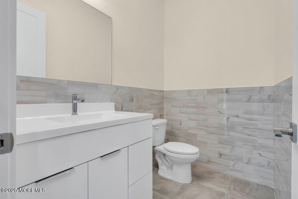 Jackson, New Jersey, 08527, United States, 6 Bedrooms Bedrooms, ,4 BathroomsBathrooms,Residential,Active,1973337