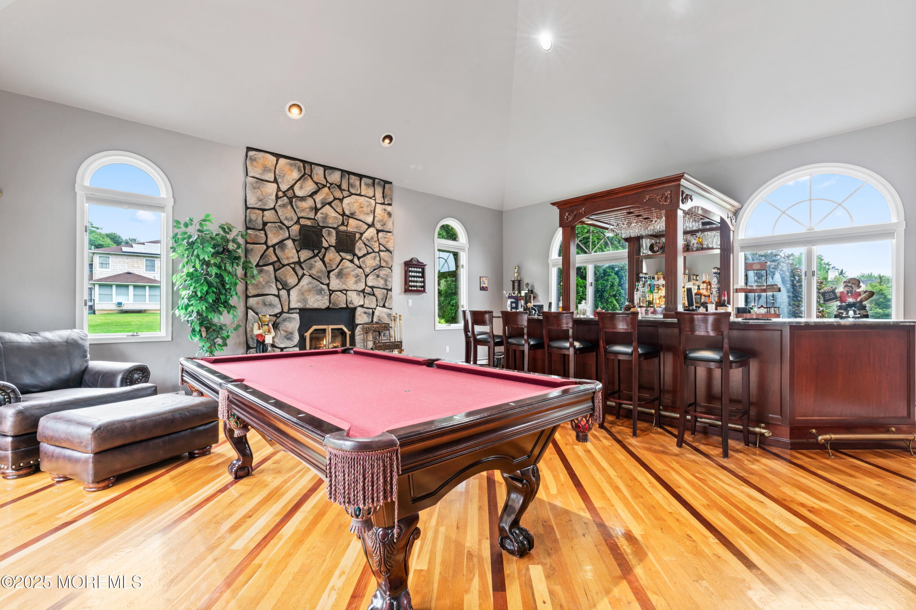 Manalapan, New Jersey, 07726, United States, 4 Bedrooms Bedrooms, ,4 BathroomsBathrooms,Residential,Pending,1909603