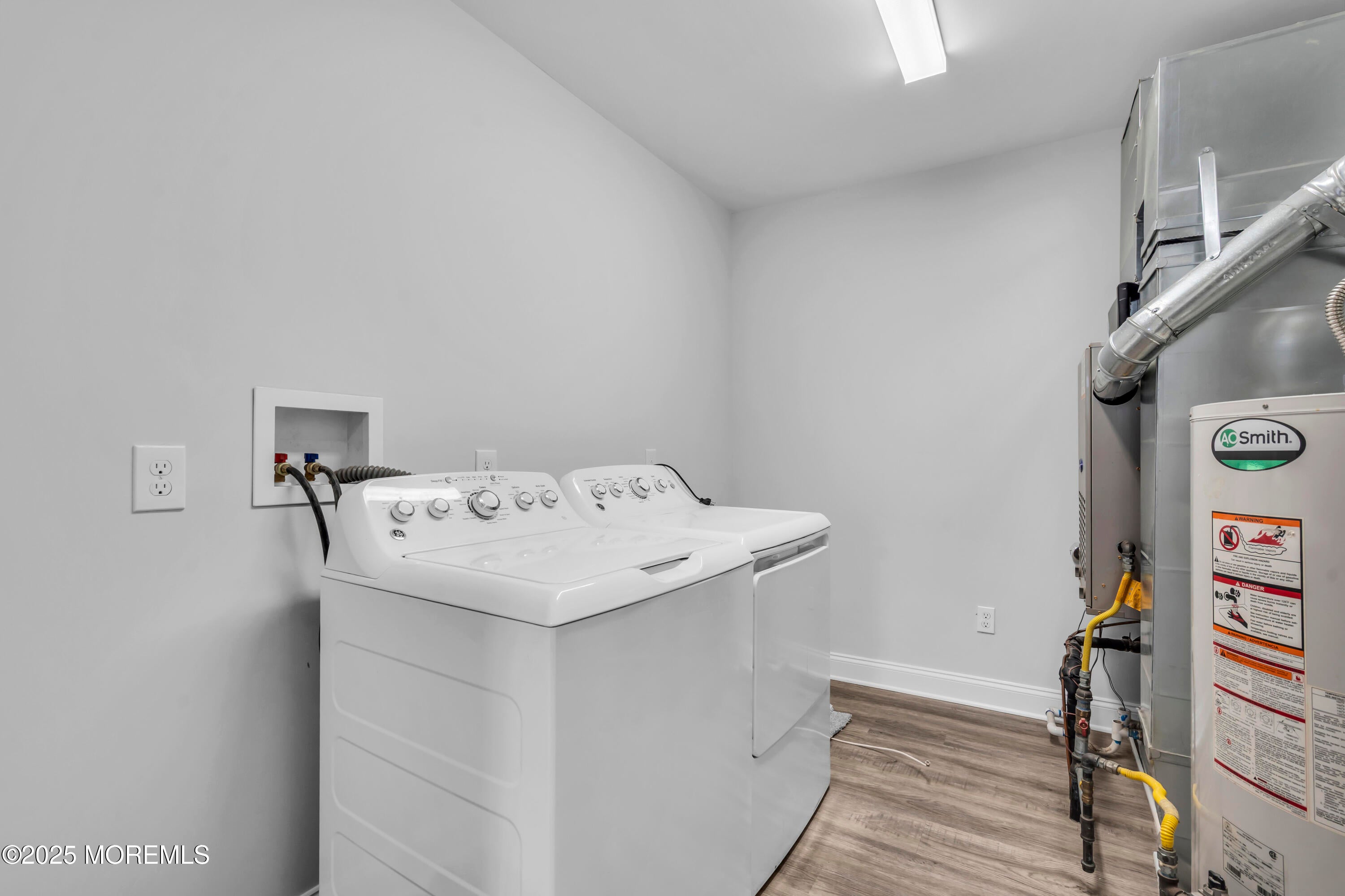 Point Pleasant Beach, New Jersey, 08742, United States, 3 Bedrooms Bedrooms, ,2 BathroomsBathrooms,Residential,Active,1969640