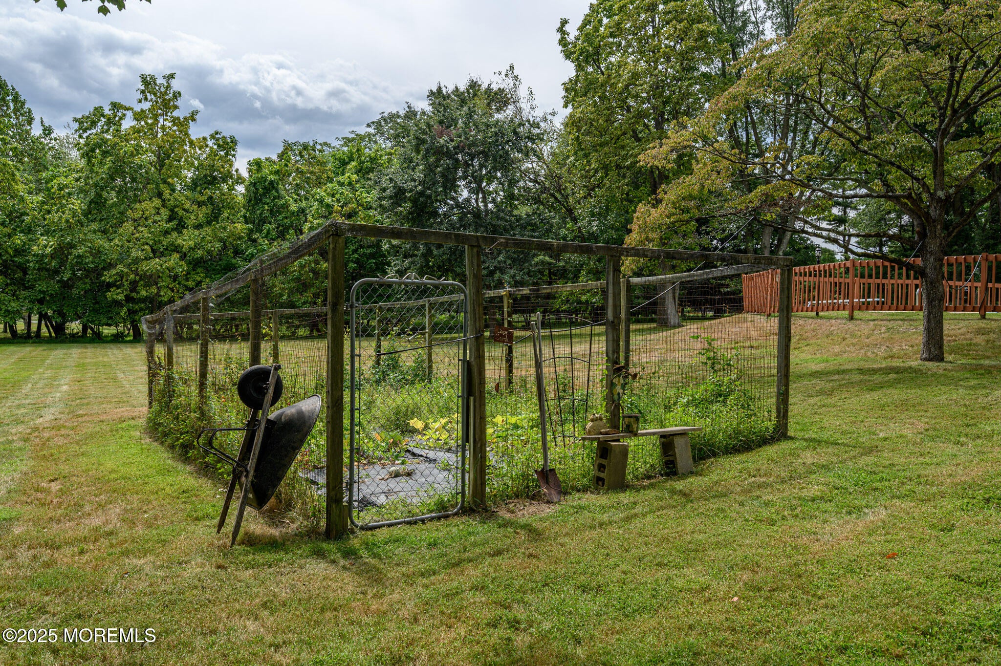 Holmdel, New Jersey, 07733, United States, 4 Bedrooms Bedrooms, ,3 BathroomsBathrooms,Residential,Active,1962185