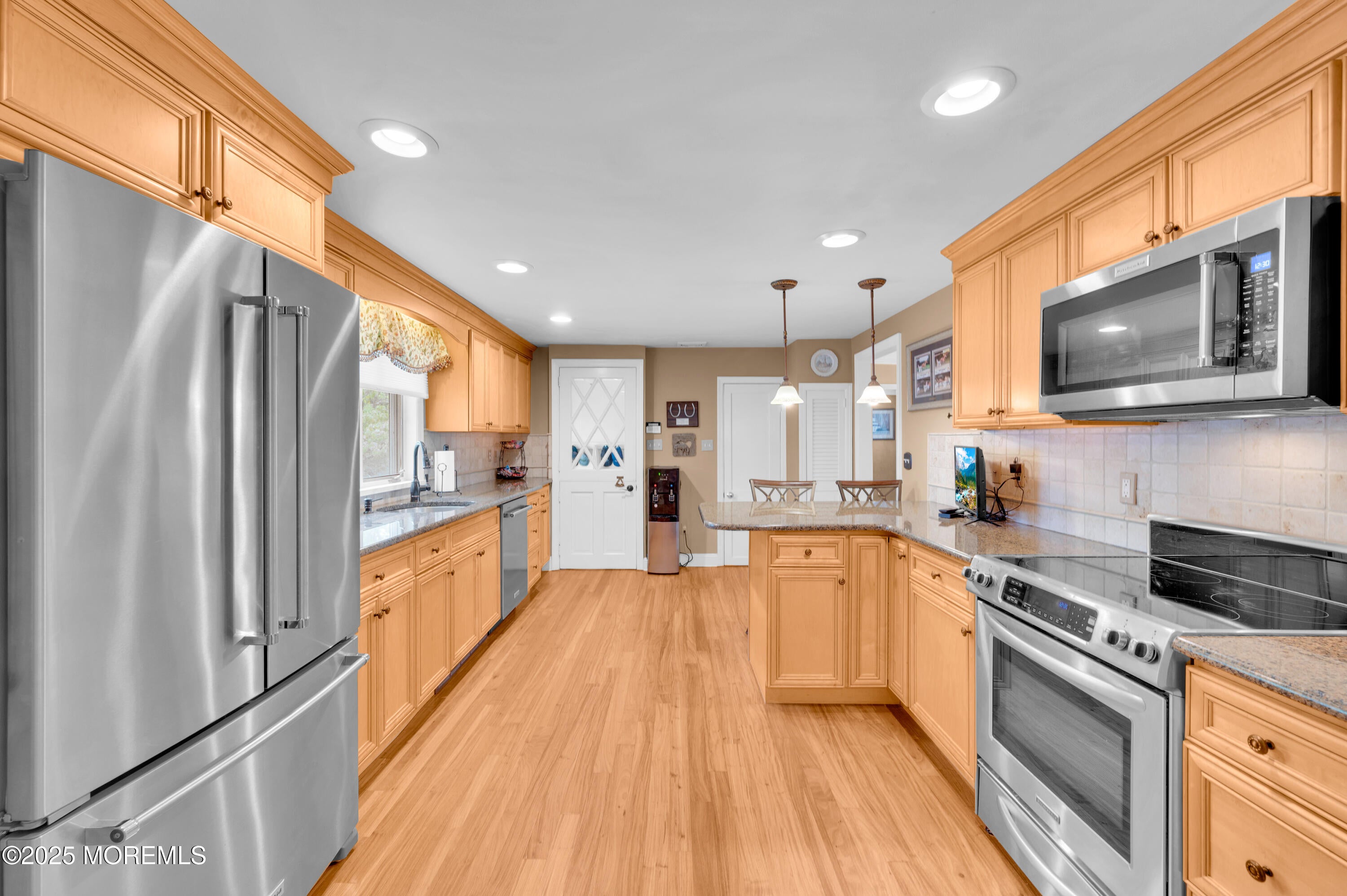 Freehold, New Jersey, 07728, United States, 3 Bedrooms Bedrooms, ,3 BathroomsBathrooms,Residential,Active,1922276