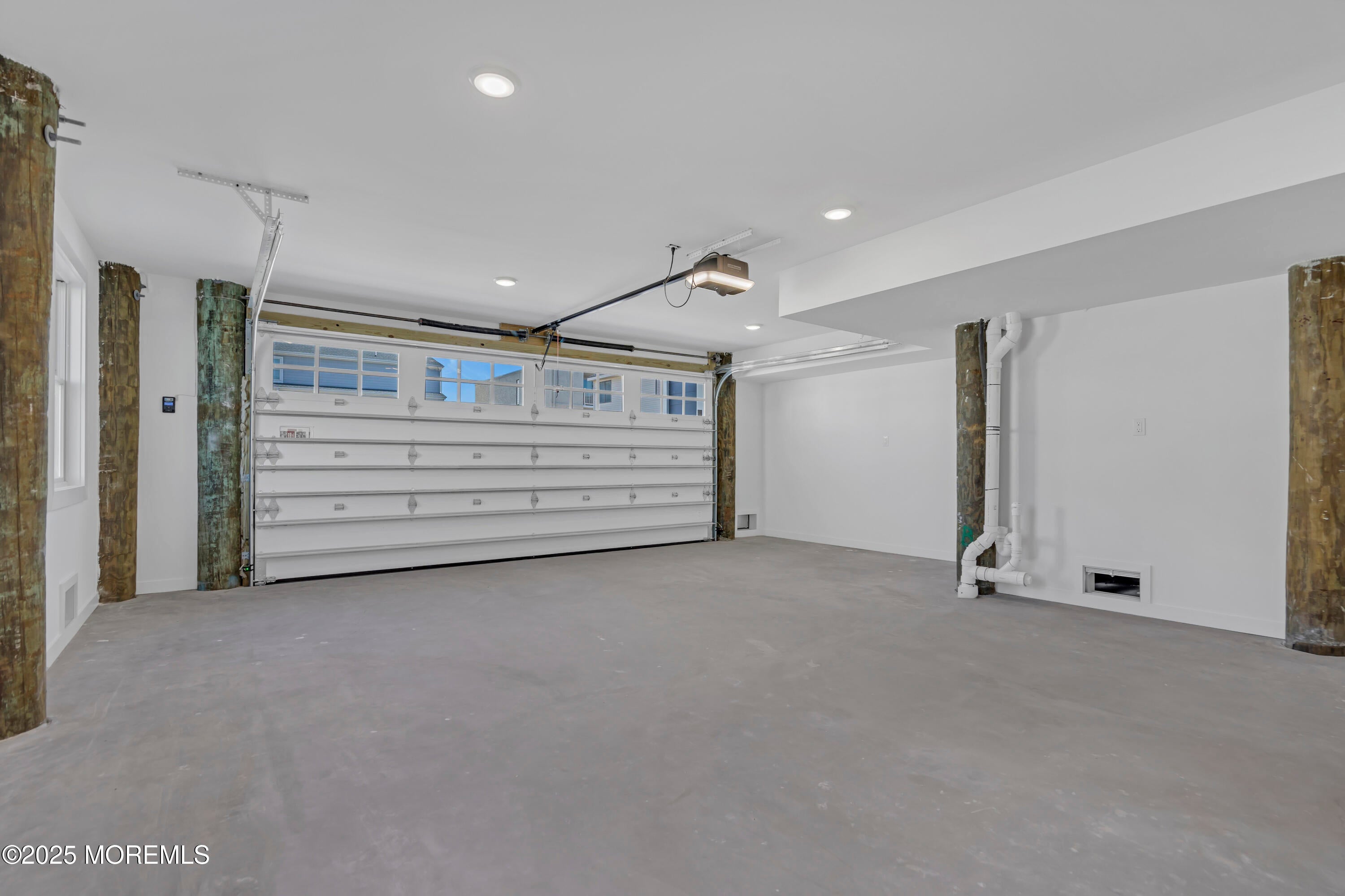 Ortley Beach, New Jersey, 08751, United States, 4 Bedrooms Bedrooms, ,4 BathroomsBathrooms,Residential,Pending,1969668