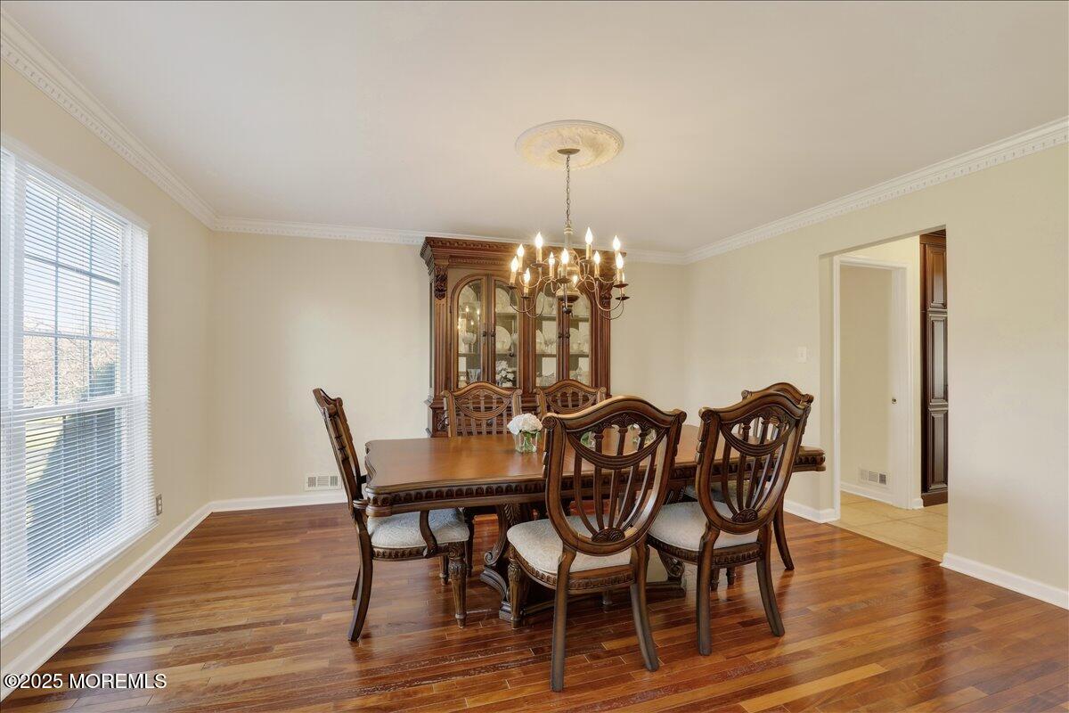 Manalapan, New Jersey, 07726, United States, 4 Bedrooms Bedrooms, ,4 BathroomsBathrooms,Residential,Active,1999930