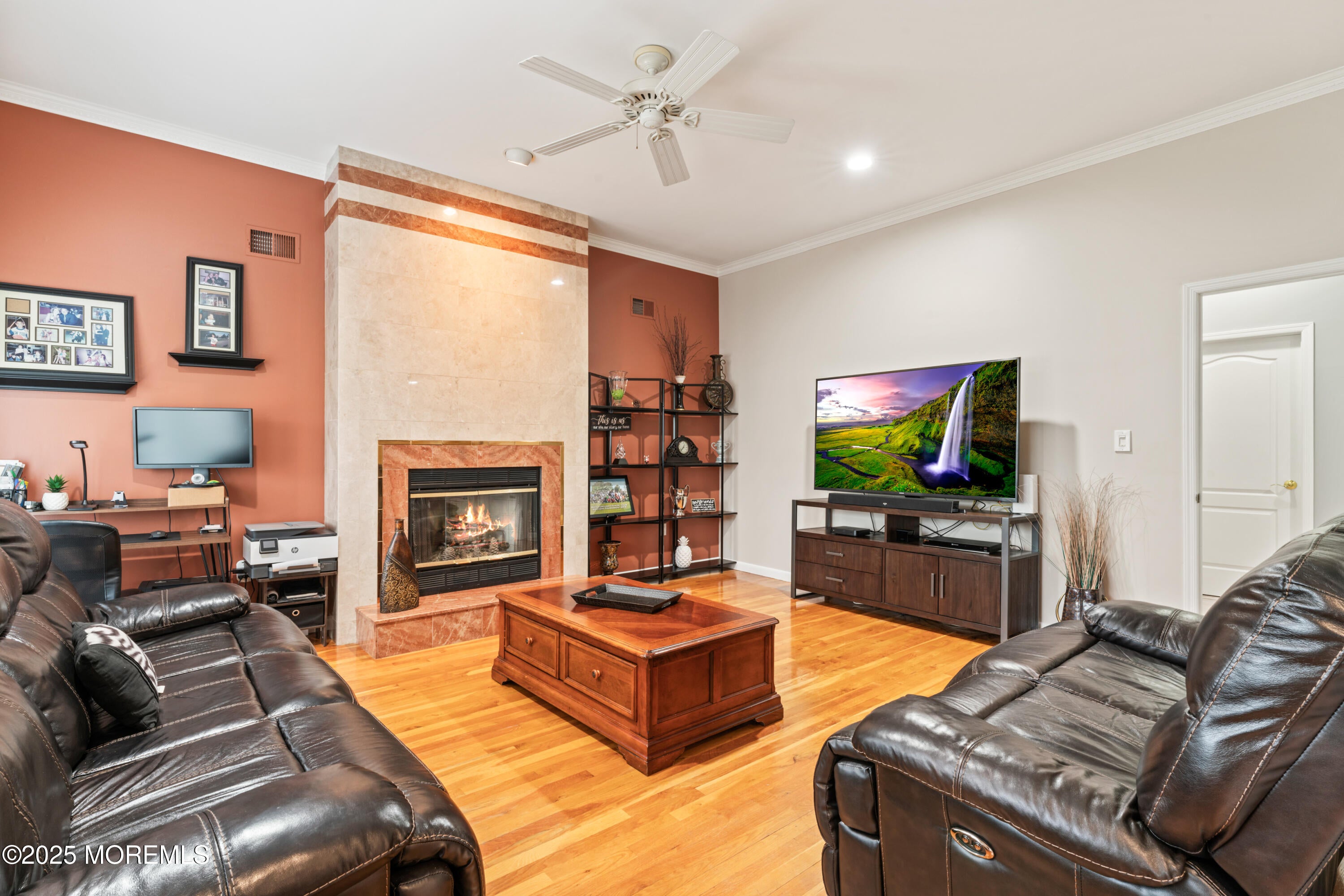 Manalapan, New Jersey, 07726, United States, 4 Bedrooms Bedrooms, ,4 BathroomsBathrooms,Residential,Pending,1909603