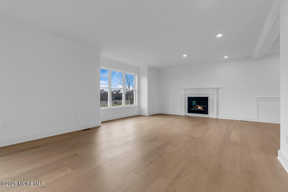 Toms River, New Jersey, 08755, United States, 5 Bedrooms Bedrooms, ,5 BathroomsBathrooms,Residential,Active,1997624