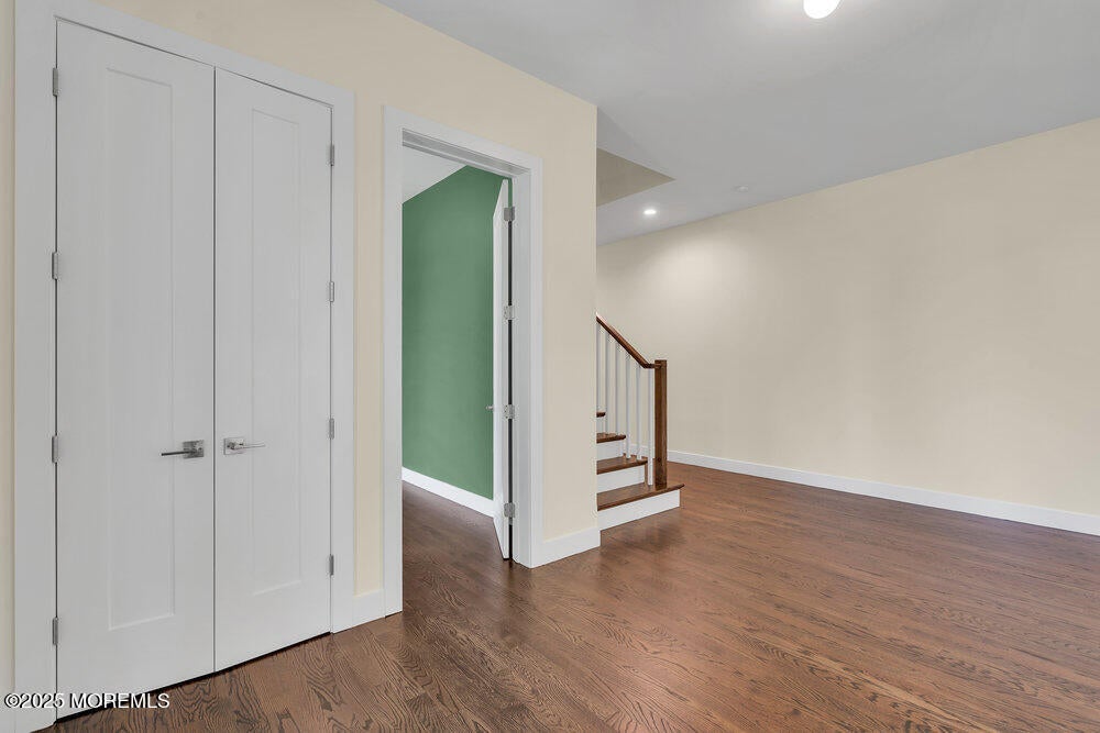 Jackson, New Jersey, 08527, United States, 6 Bedrooms Bedrooms, ,4 BathroomsBathrooms,Residential,Active,1973337