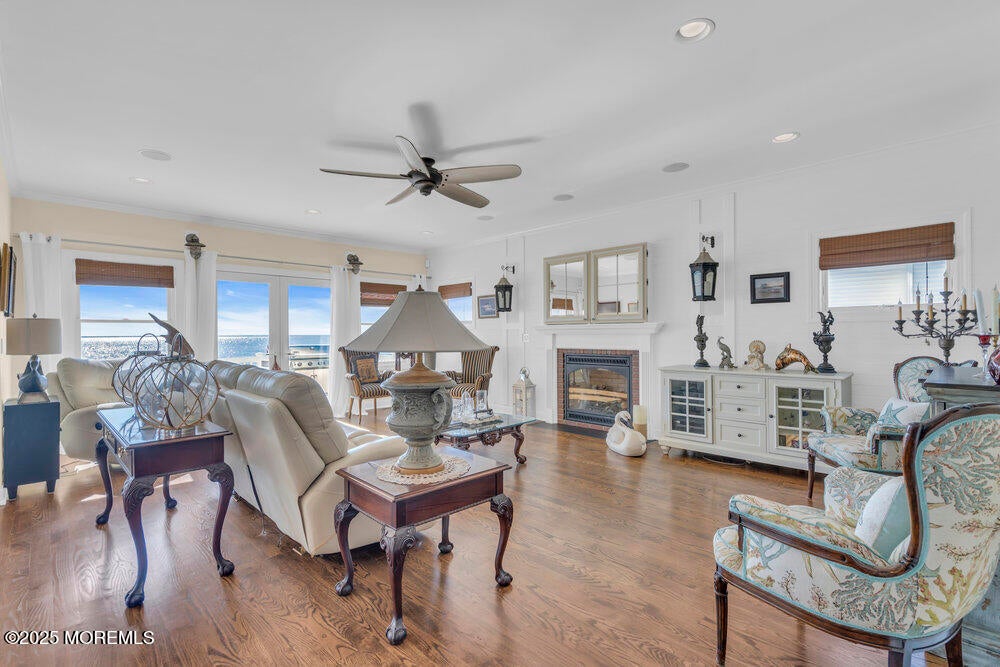 Waretown, New Jersey, 08758, United States, 4 Bedrooms Bedrooms, ,5 BathroomsBathrooms,Residential,Active,1926919